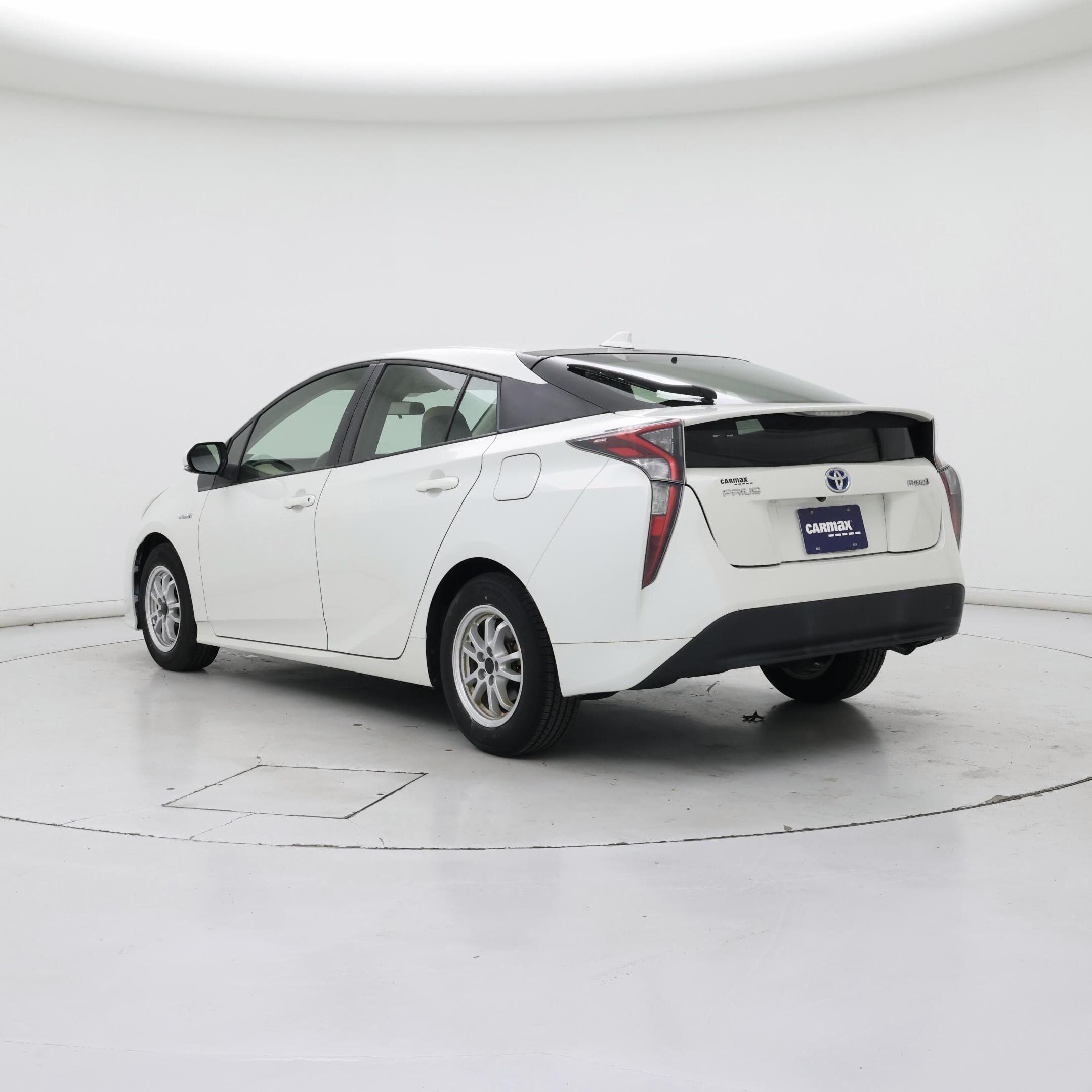 Thumbnail: 2017 Toyota Prius - 2