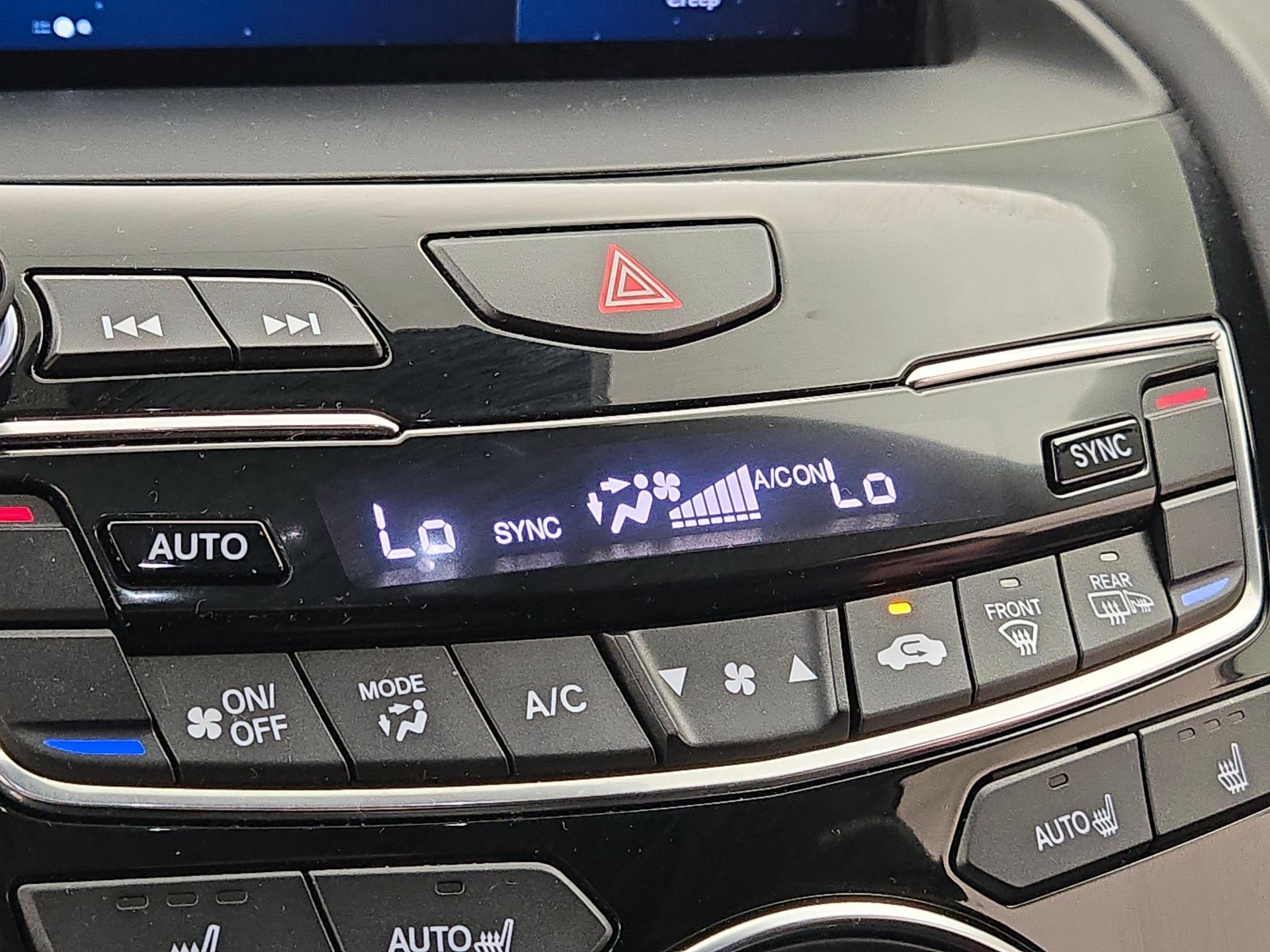 Thumbnail: 2021 Acura RDX - 17