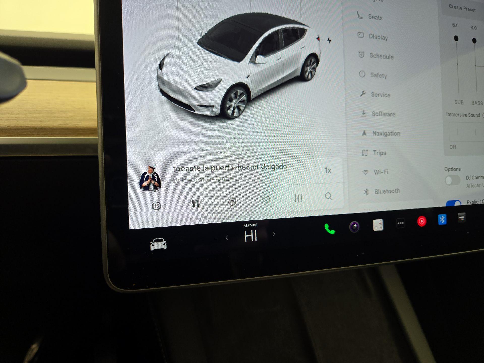 Thumbnail: 2022 Tesla Model Y - 15
