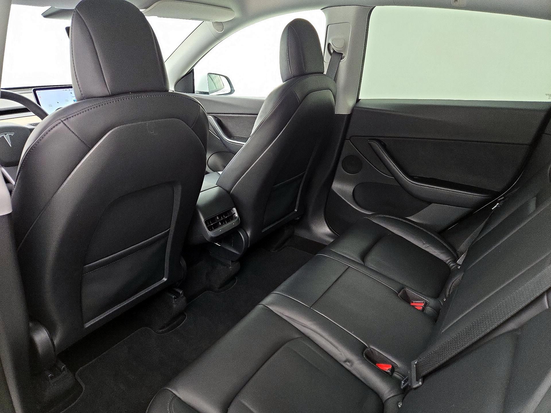 Thumbnail: 2022 Tesla Model Y - 20