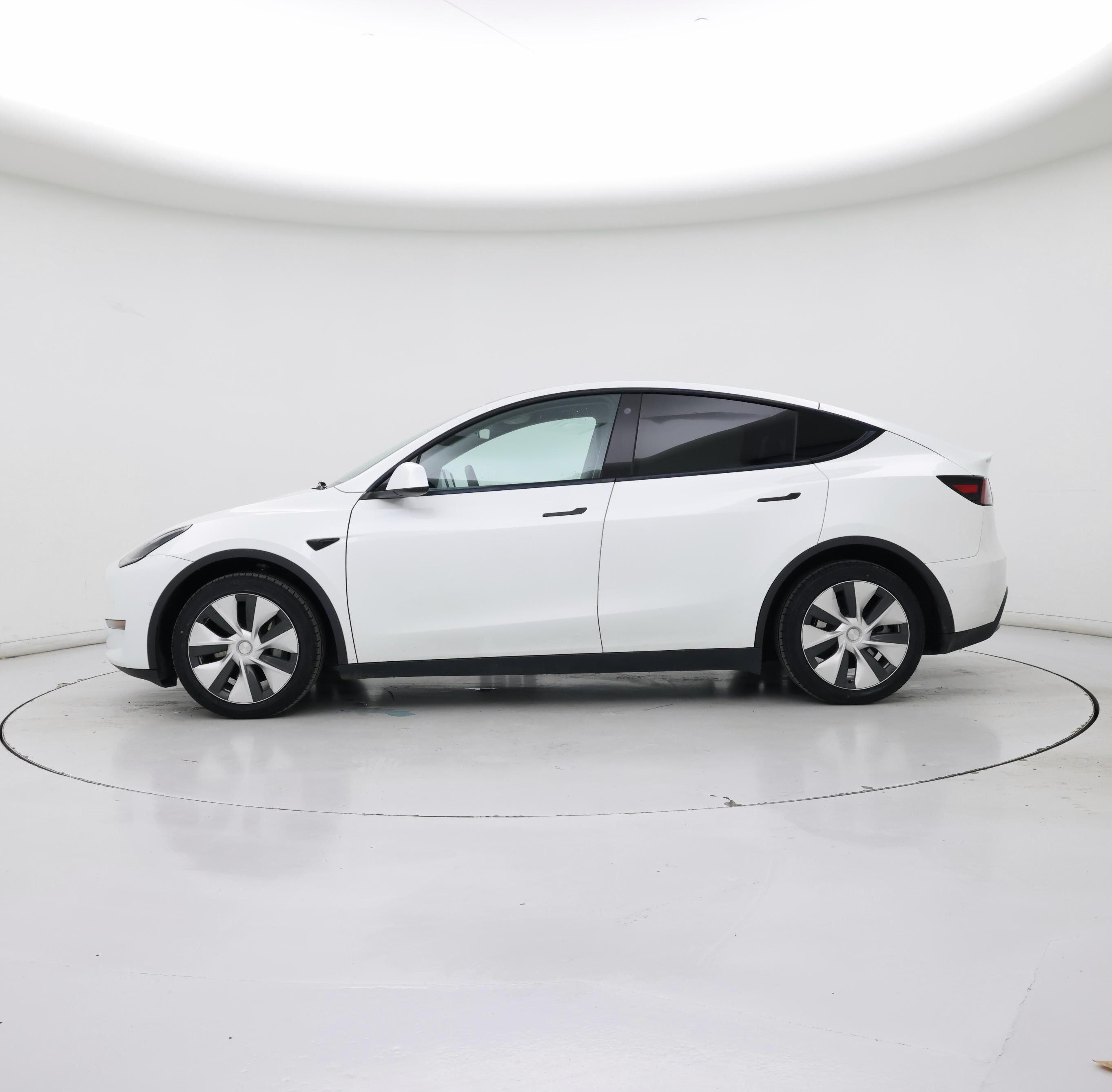 Thumbnail: 2022 Tesla Model Y - 3