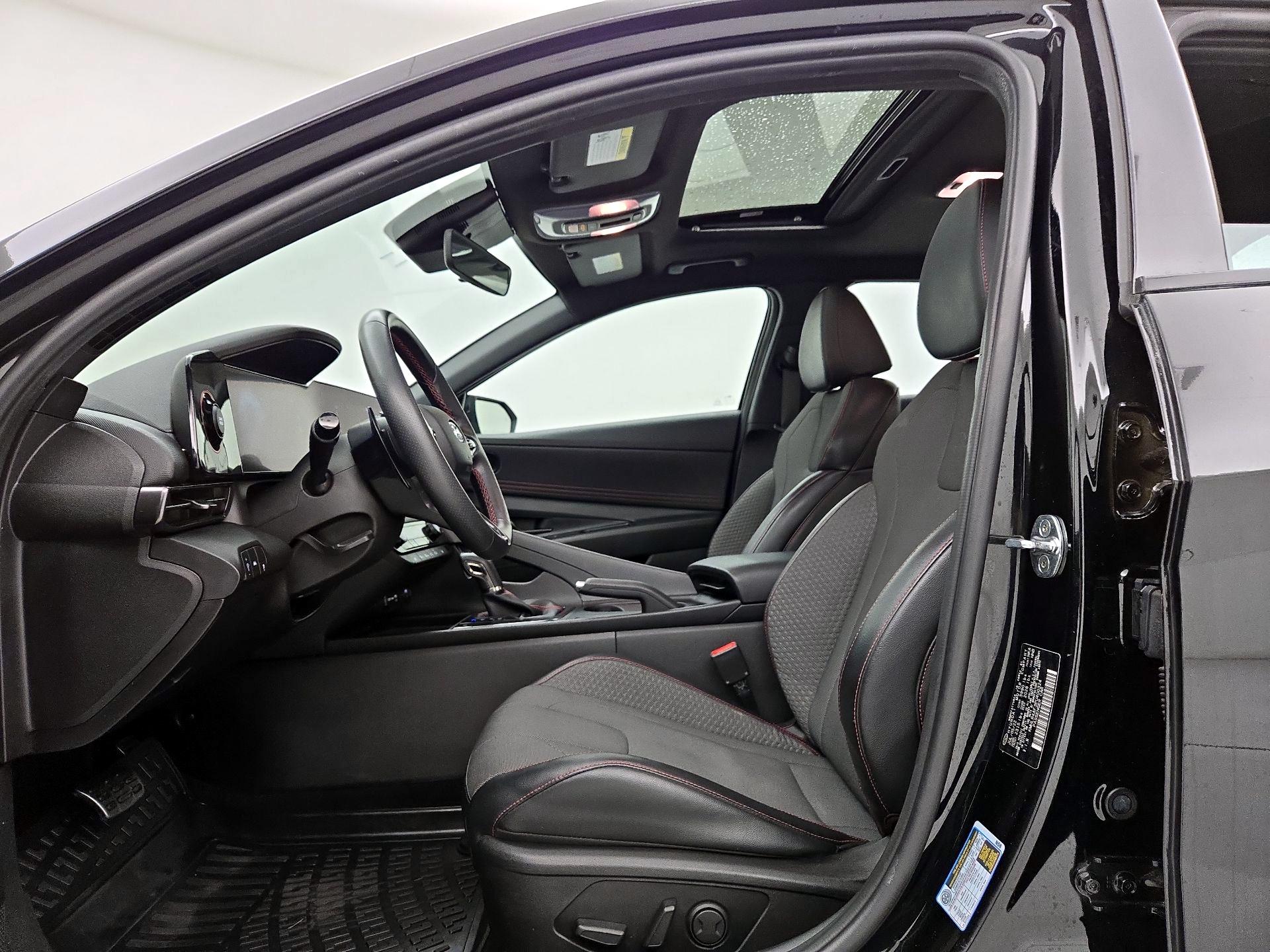 Thumbnail: 2023 Hyundai Elantra - 11