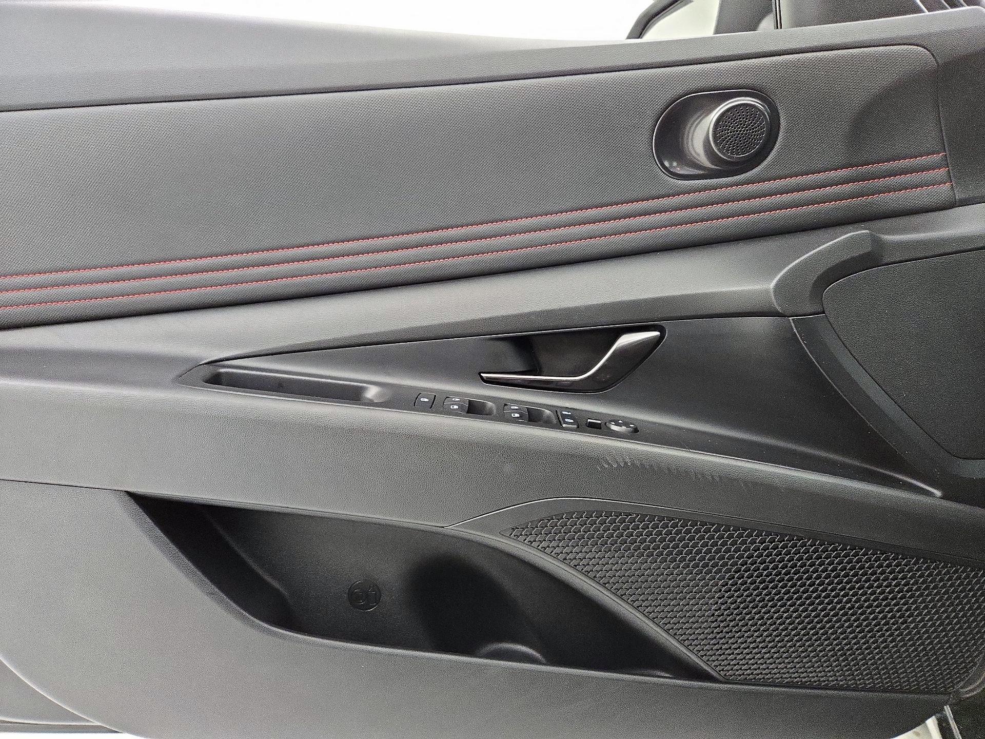 Thumbnail: 2023 Hyundai Elantra - 12