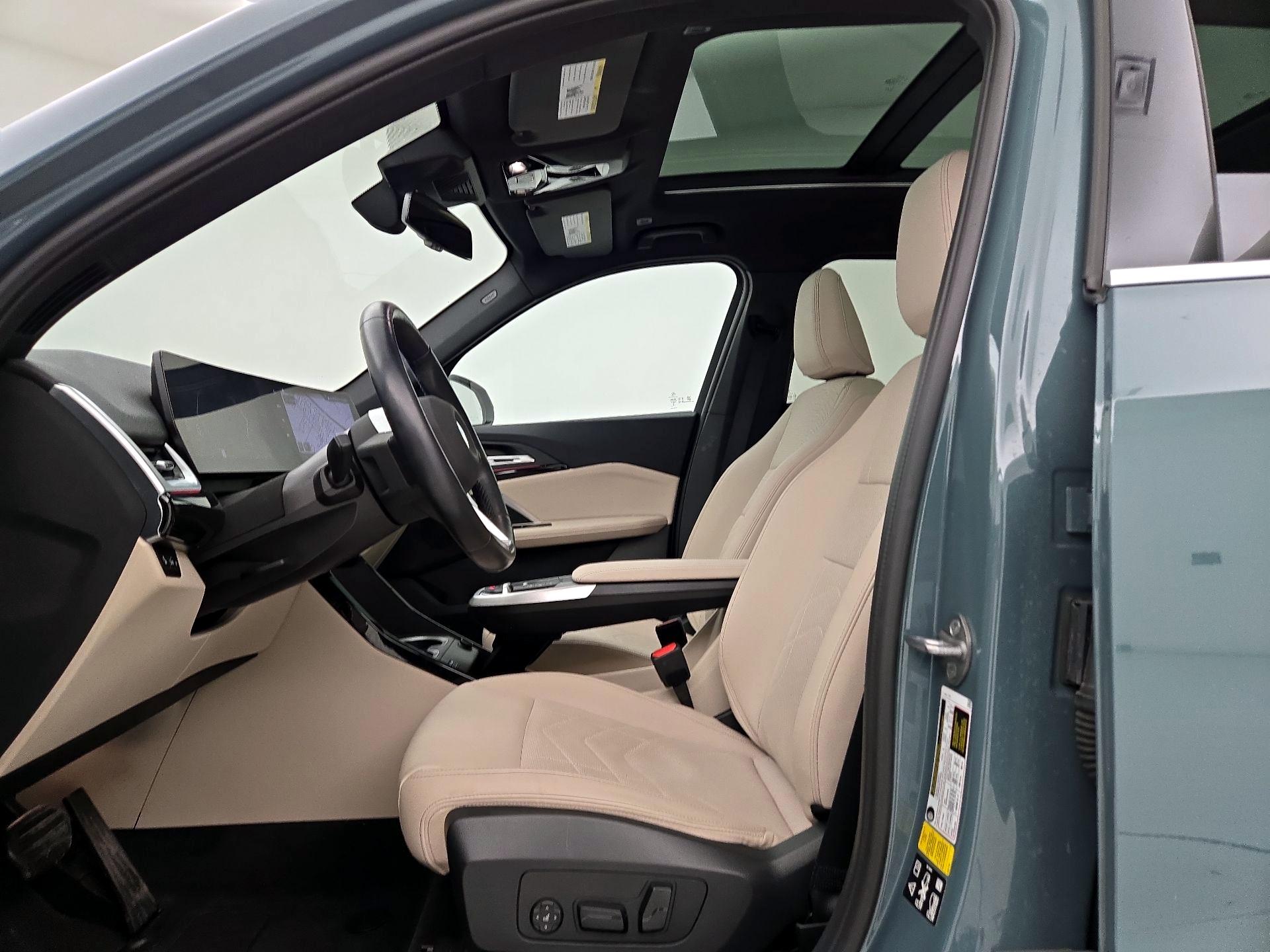 Thumbnail: 2023 BMW X1 - 11