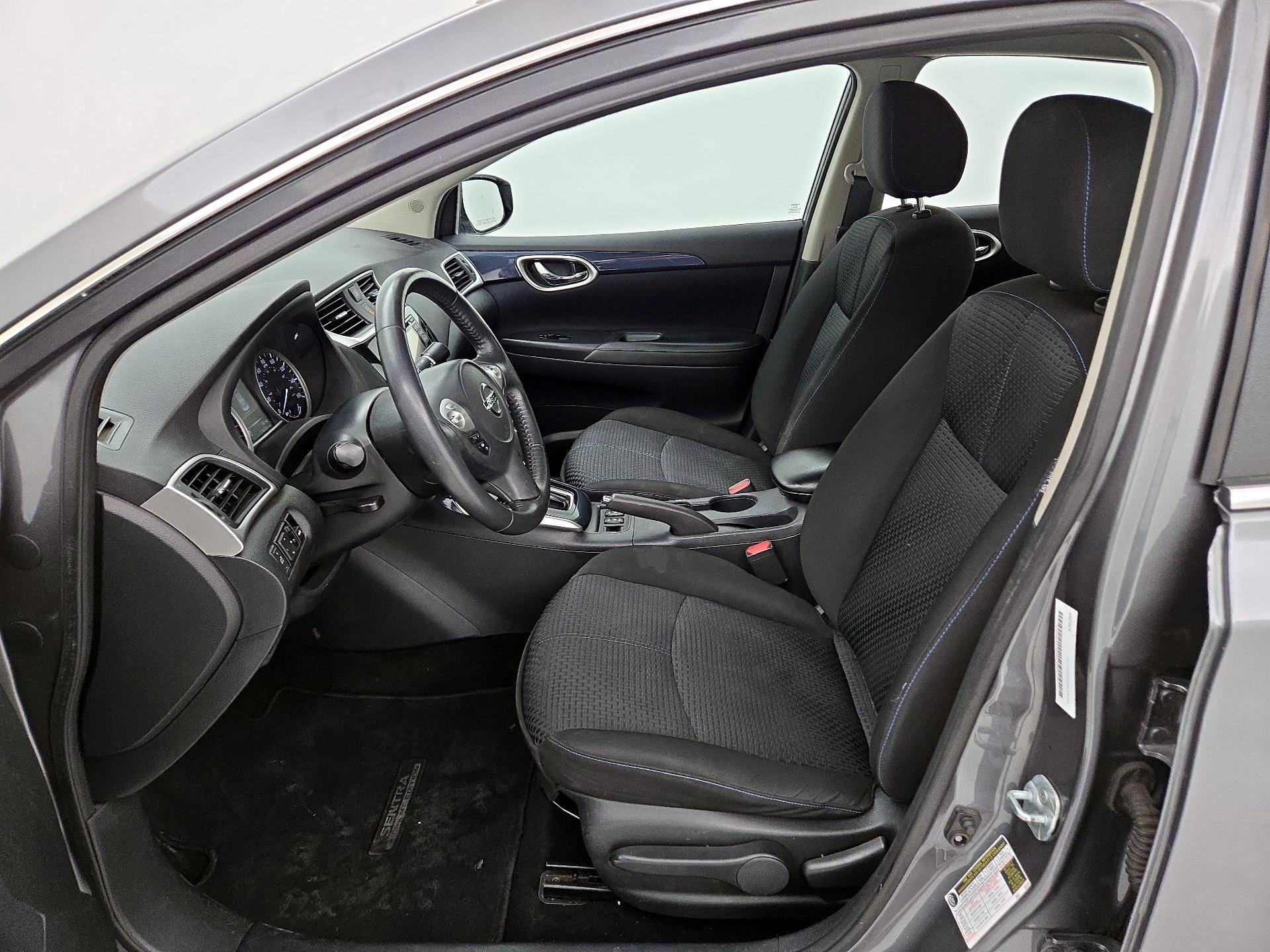 Thumbnail: 2017 Nissan Sentra - 11