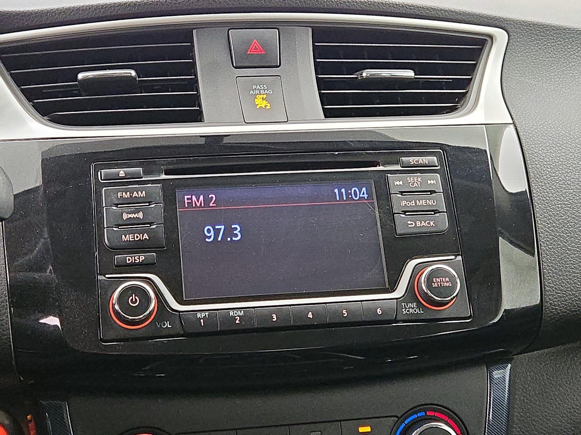 Thumbnail: 2017 Nissan Sentra - 15