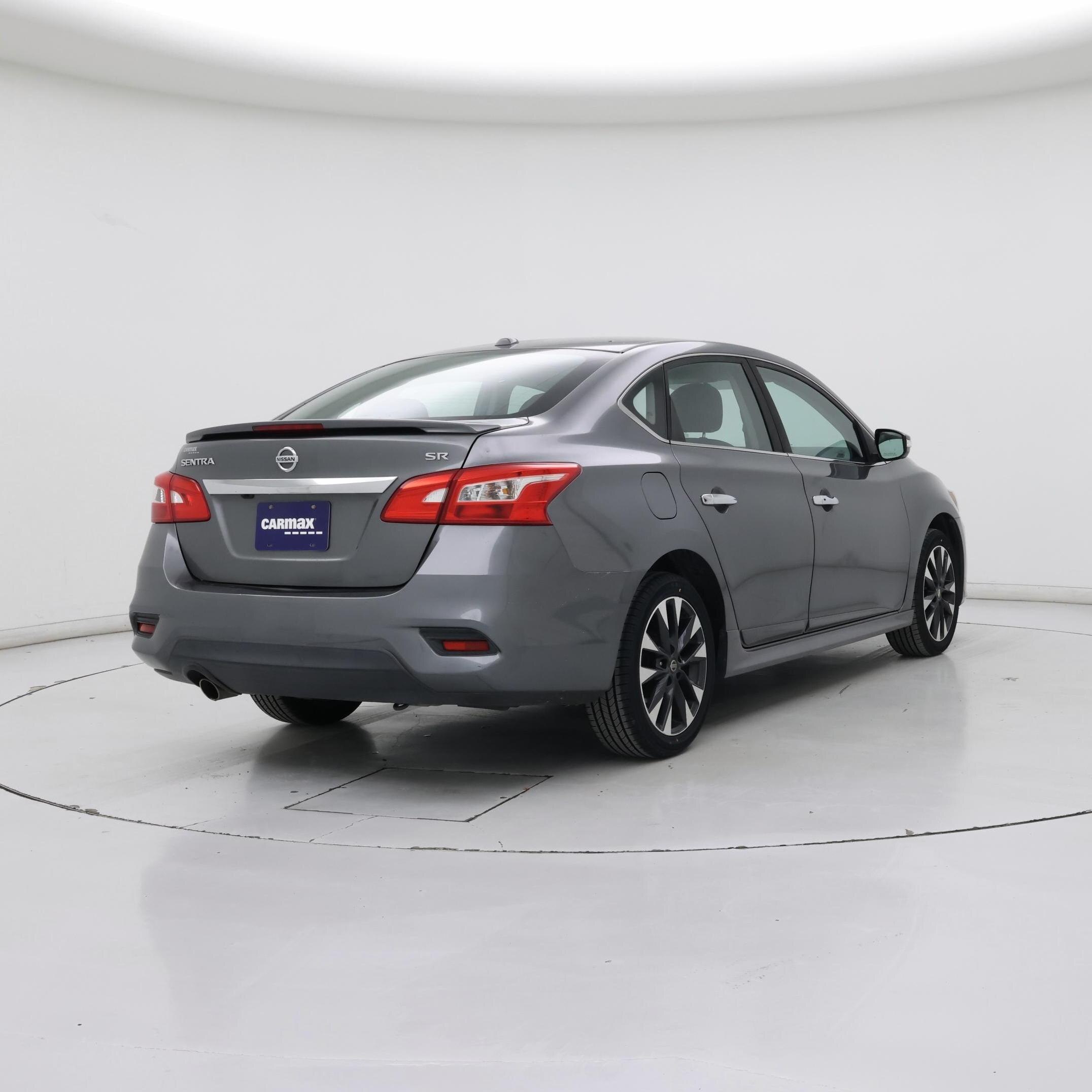 Thumbnail: 2017 Nissan Sentra - 8