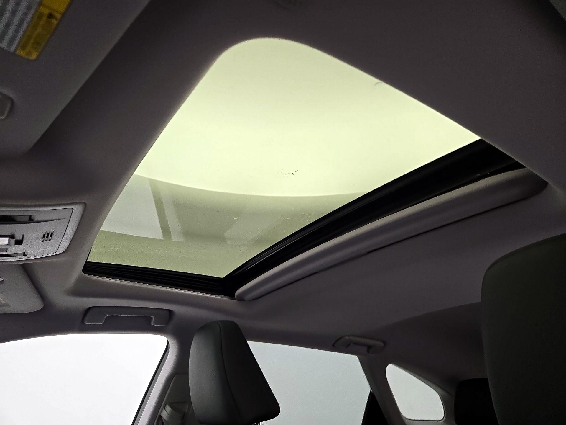 Thumbnail: 2021 Lexus RX - 20