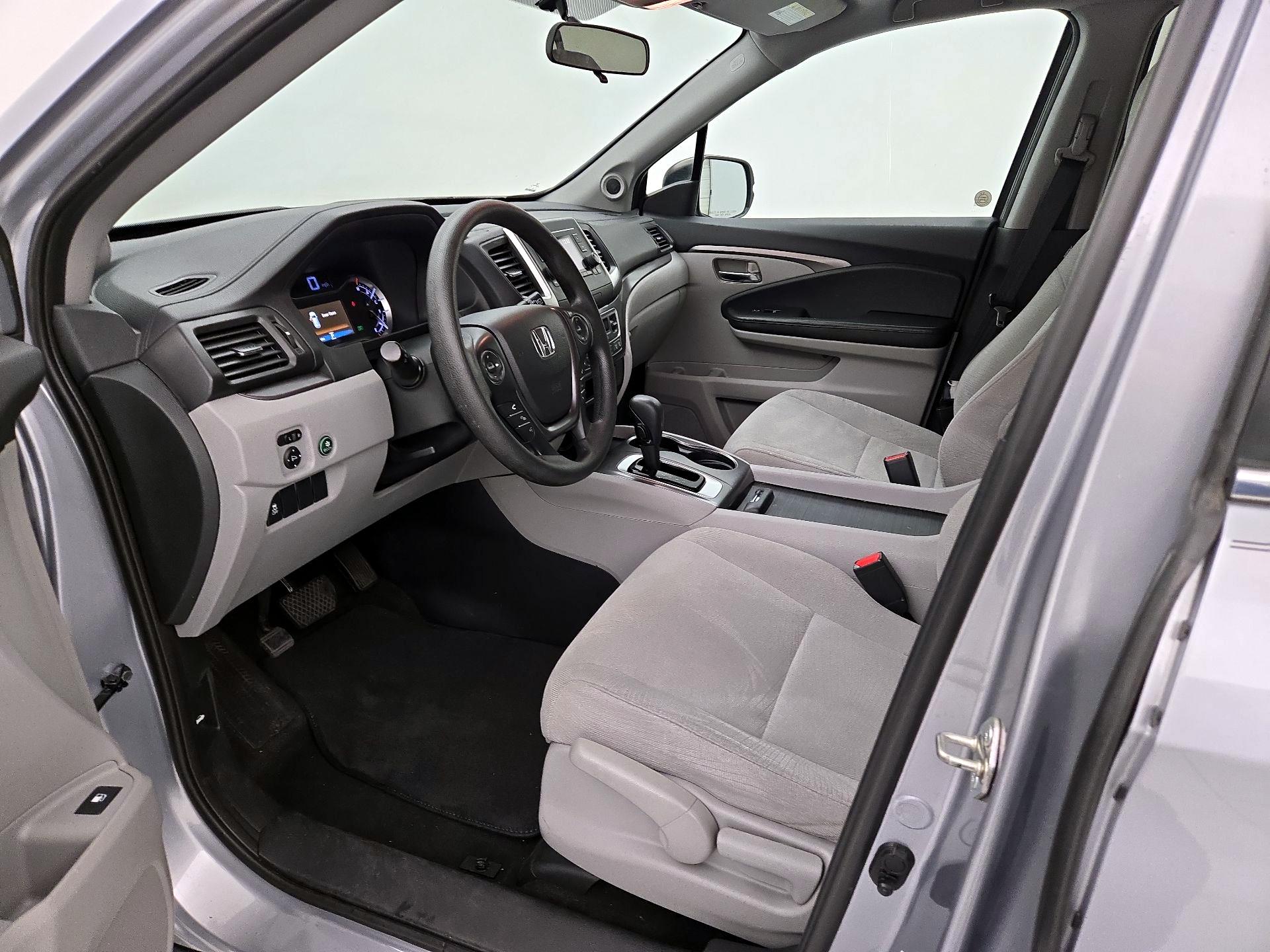 Thumbnail: 2018 Honda Pilot - 11