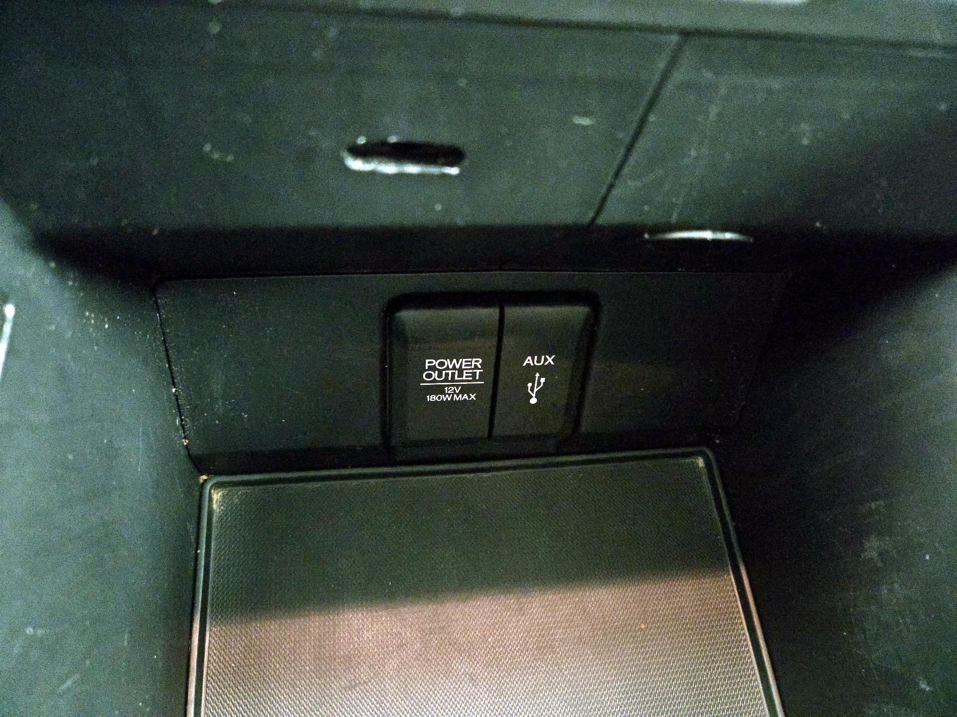 Thumbnail: 2018 Honda Pilot - 18