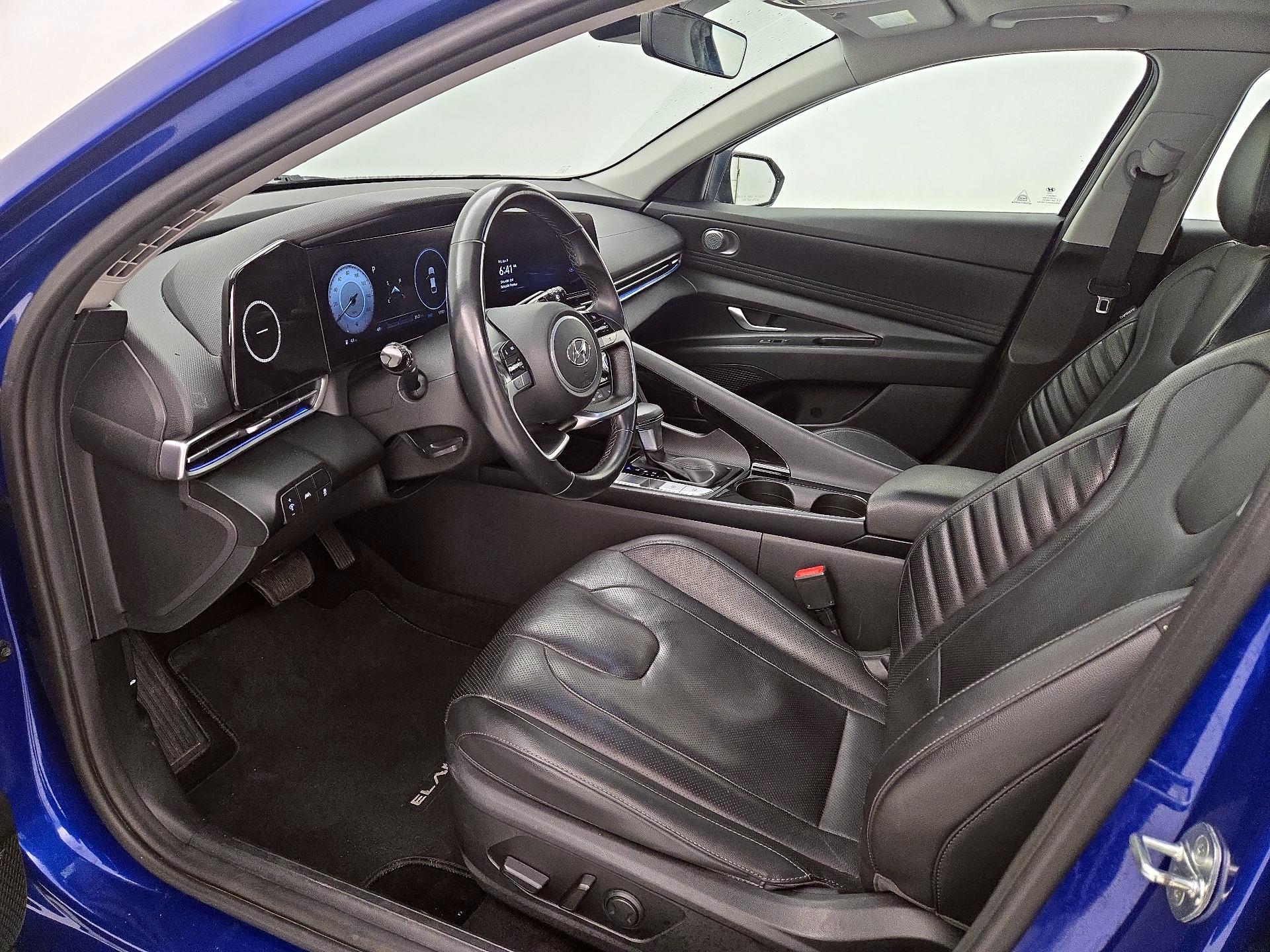 Thumbnail: 2023 Hyundai Elantra - 11