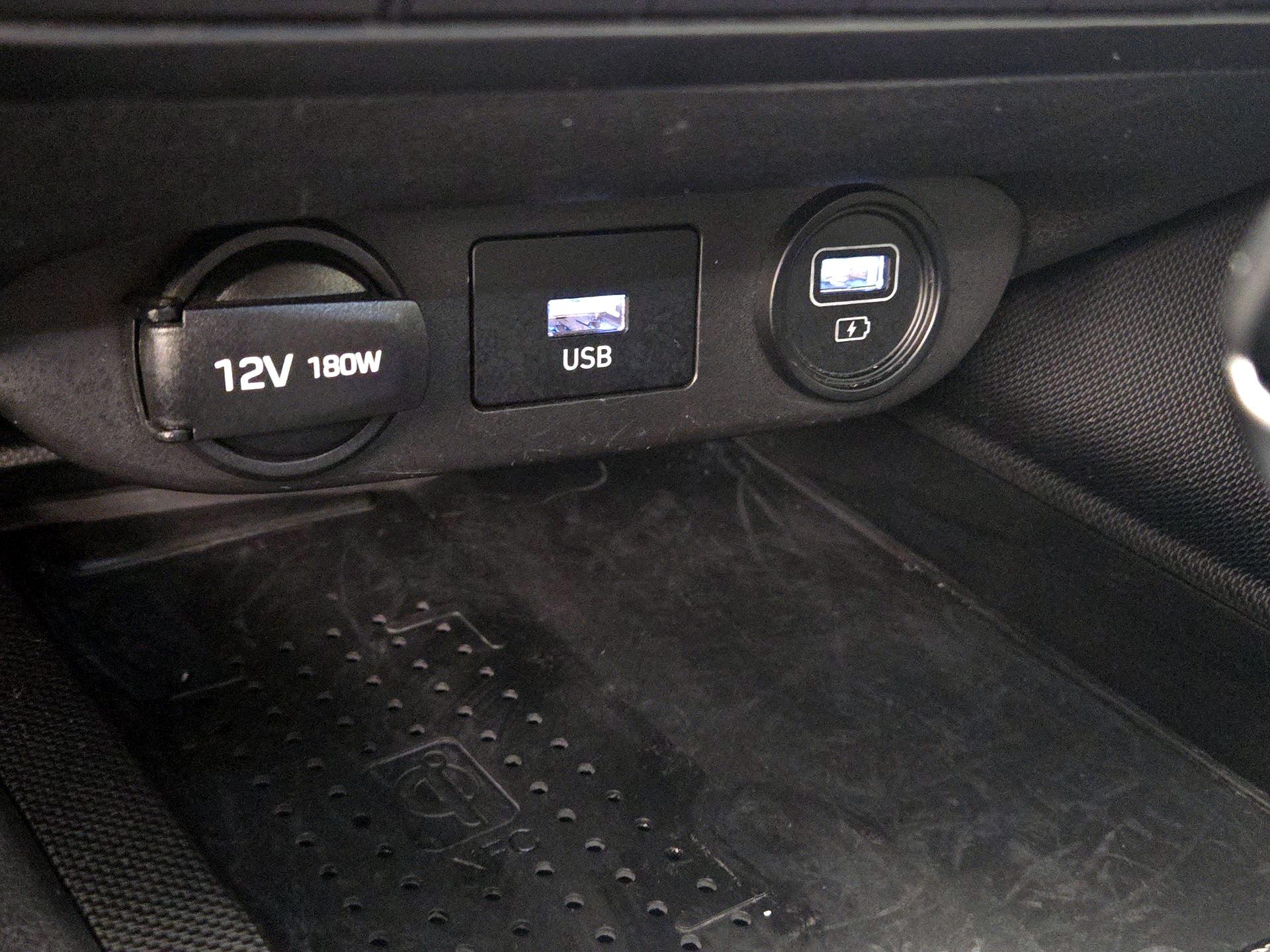 Thumbnail: 2023 Hyundai Elantra - 18