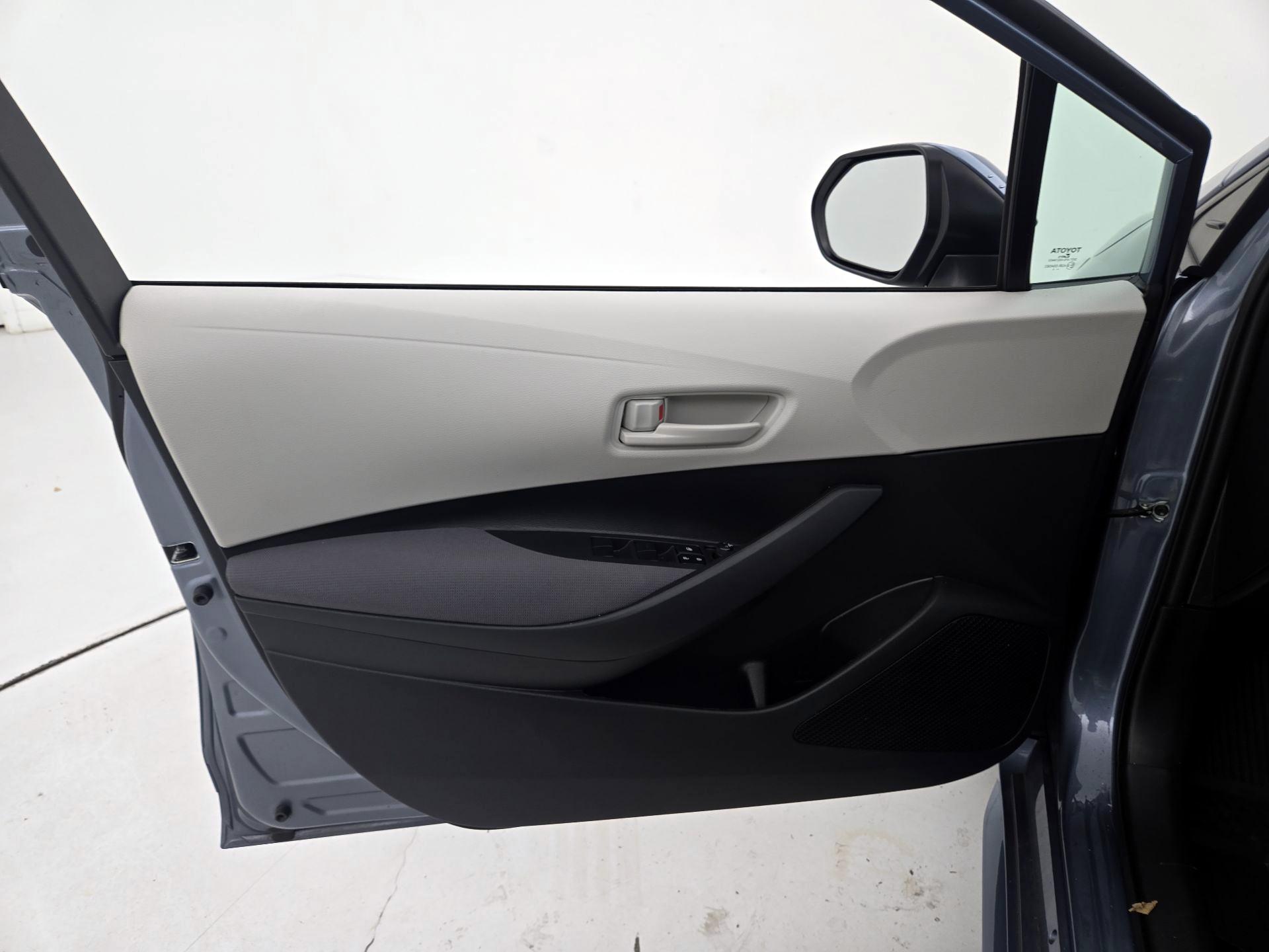 Thumbnail: 2024 Toyota Corolla - 12