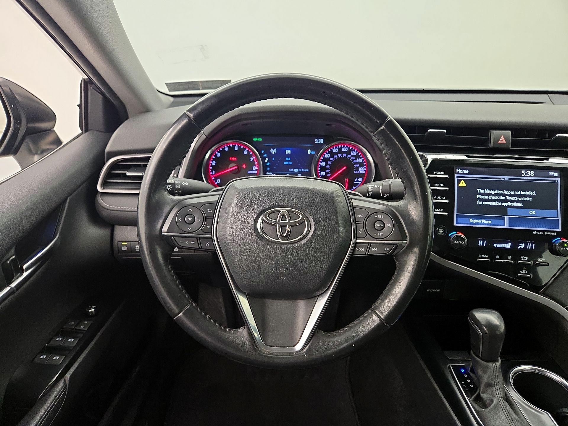 Thumbnail: 2020 Toyota Camry - 10