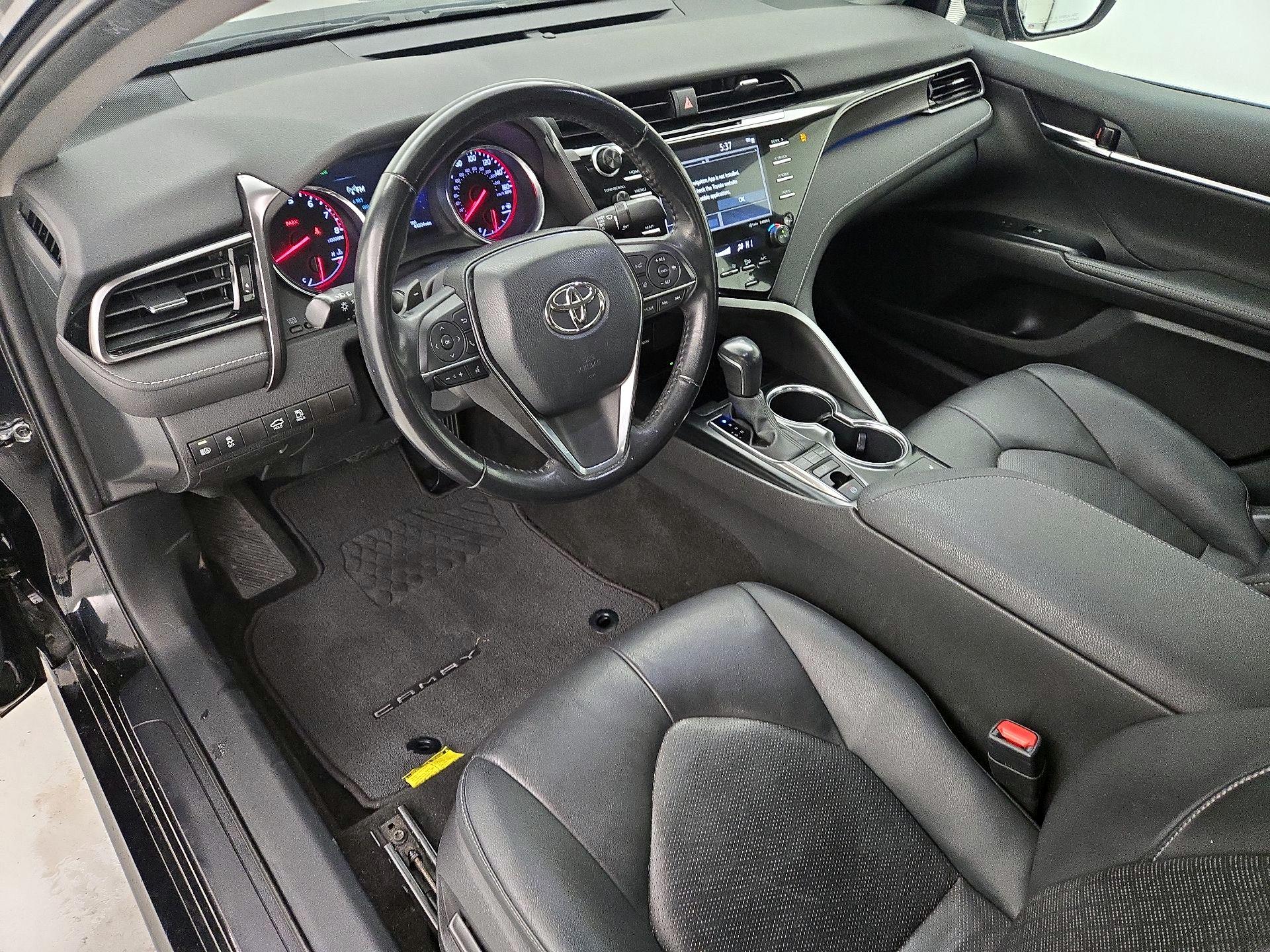 Thumbnail: 2020 Toyota Camry - 11