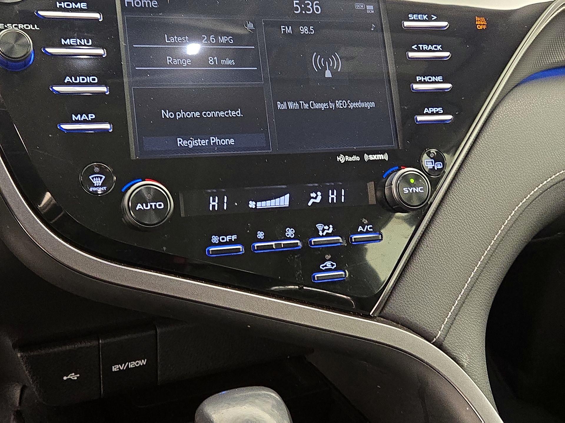 Thumbnail: 2020 Toyota Camry - 16