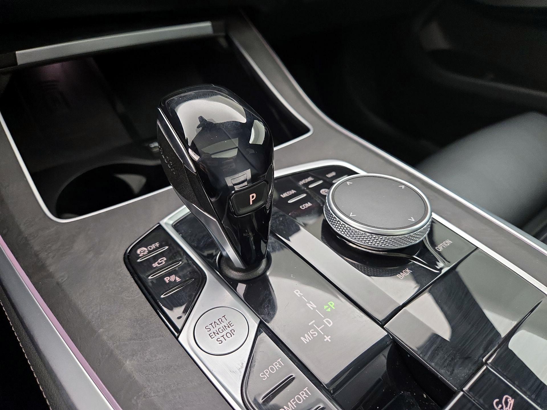 Thumbnail: 2021 BMW X5 - 18