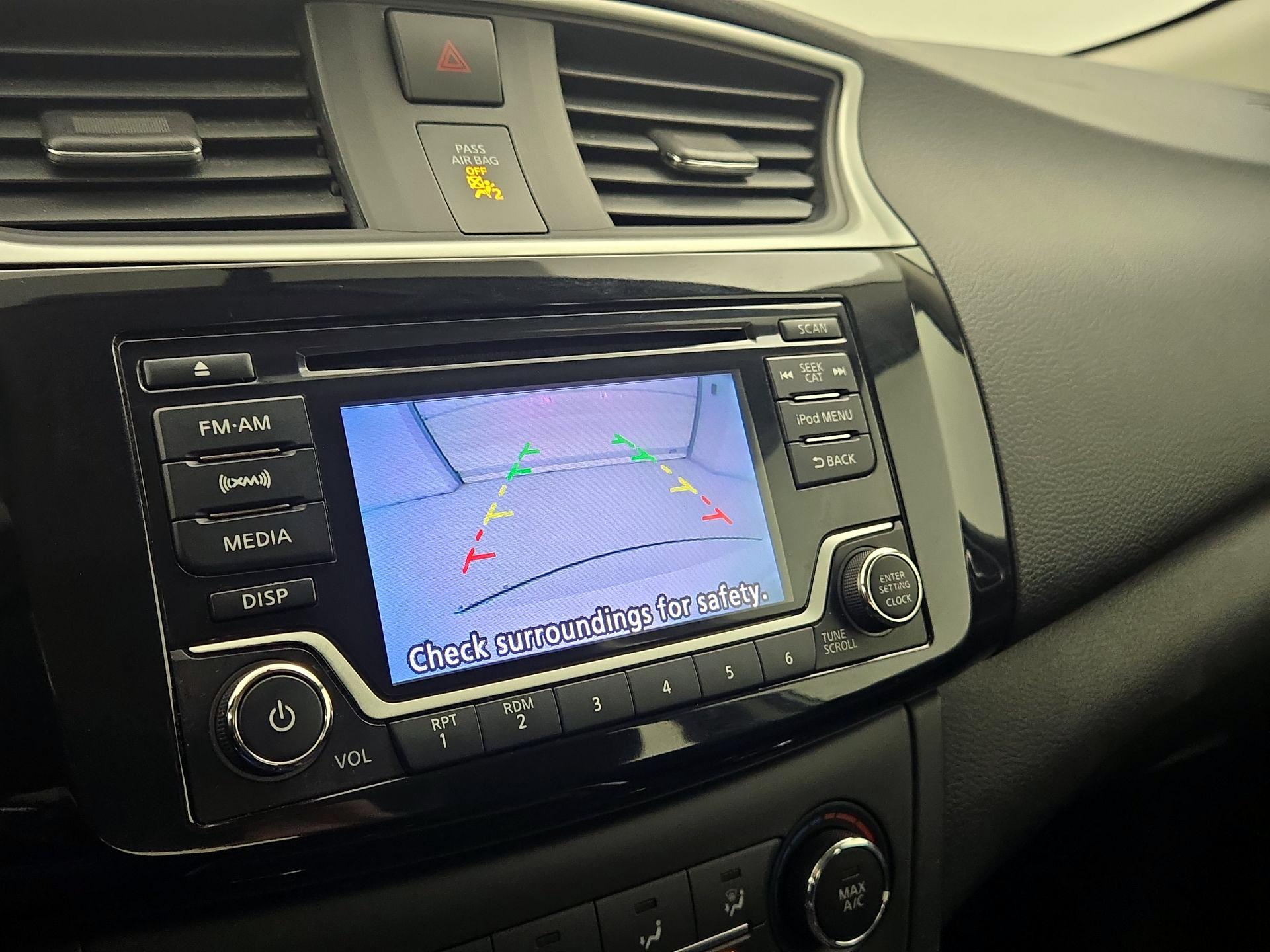 Thumbnail: 2017 Nissan Sentra - 14