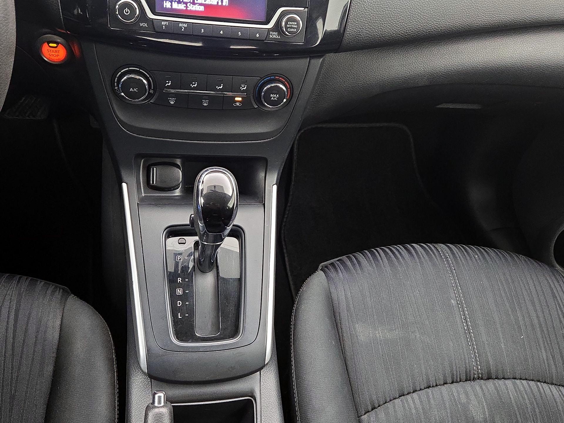 Thumbnail: 2017 Nissan Sentra - 17