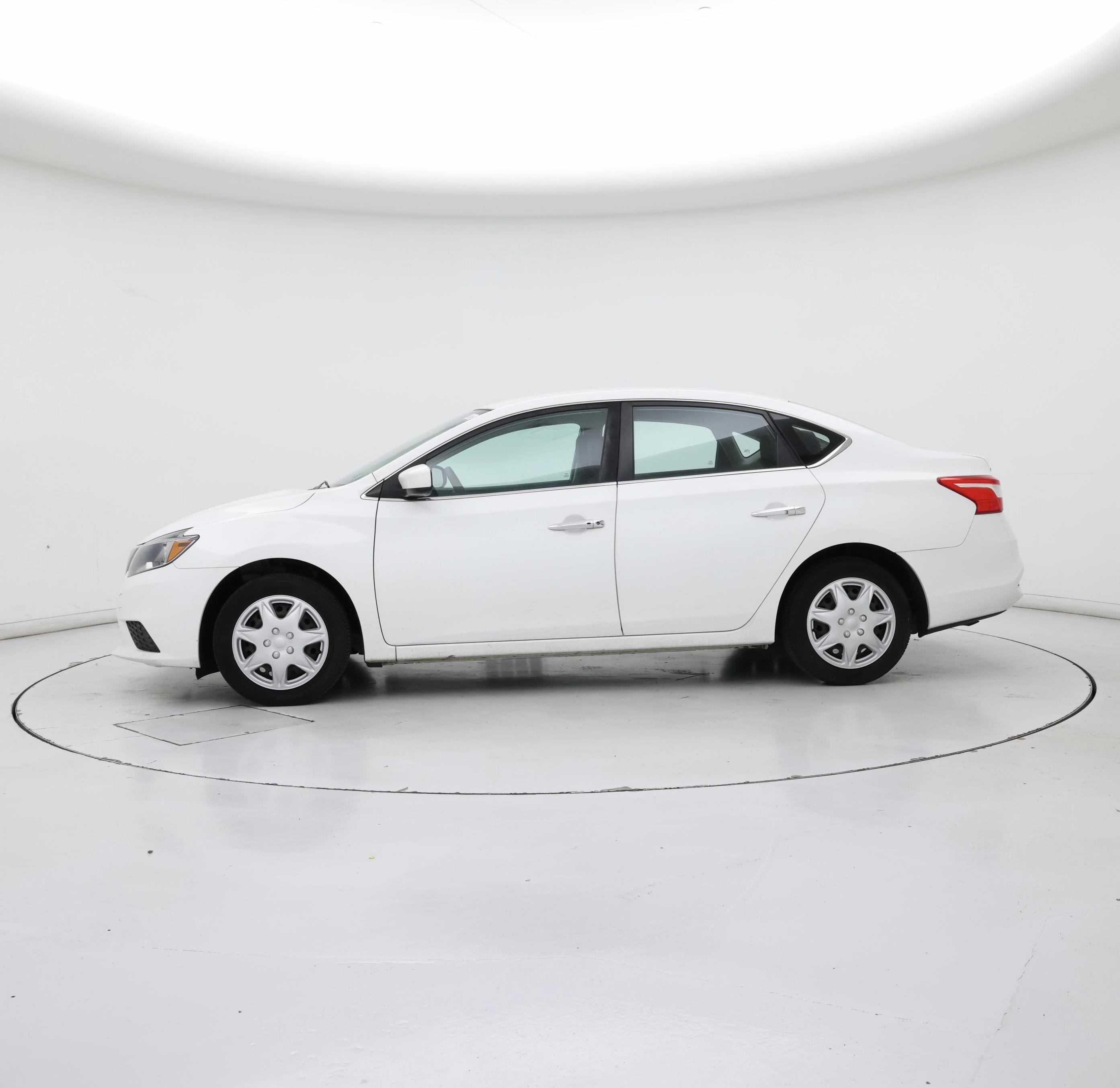 Thumbnail: 2017 Nissan Sentra - 3