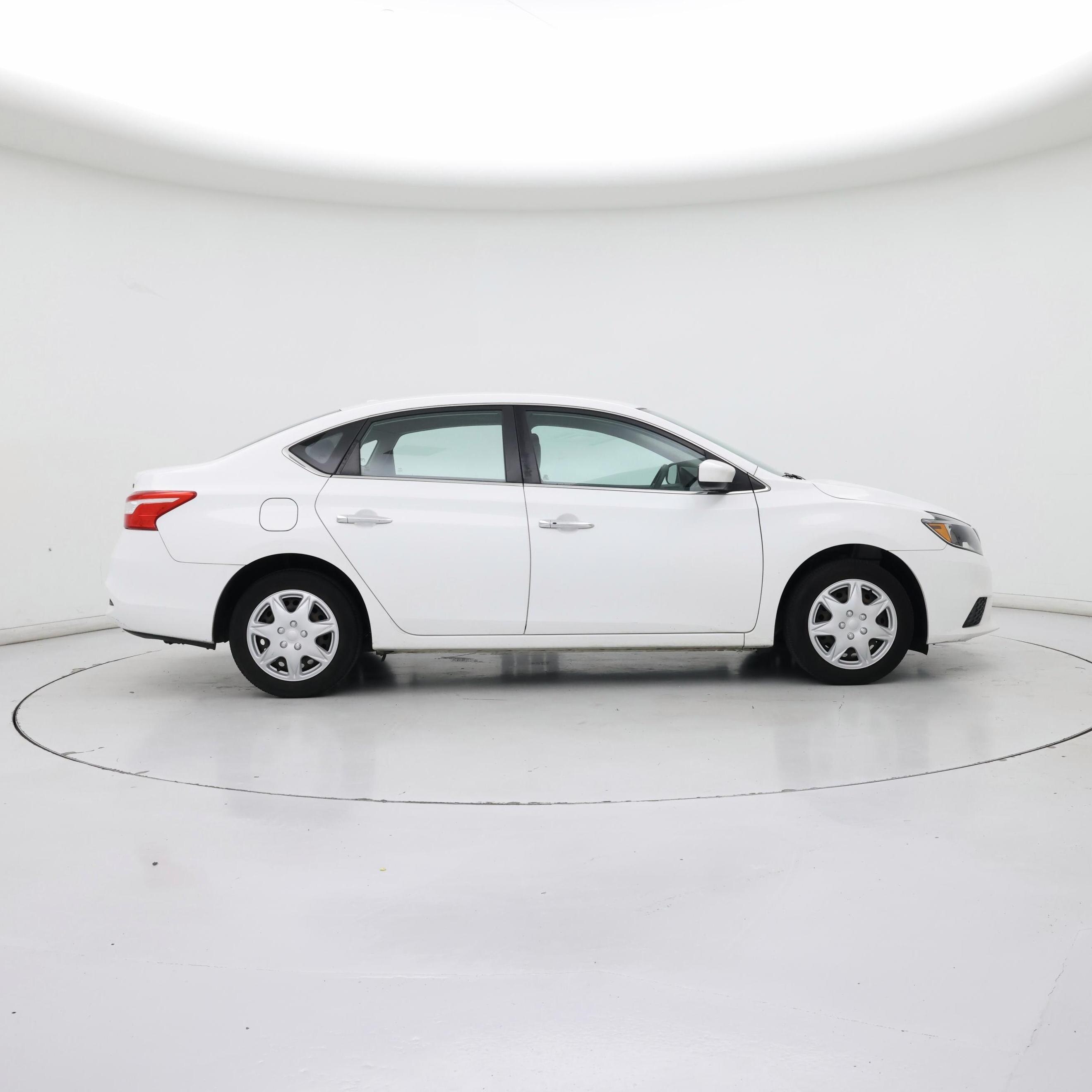 Thumbnail: 2017 Nissan Sentra - 7