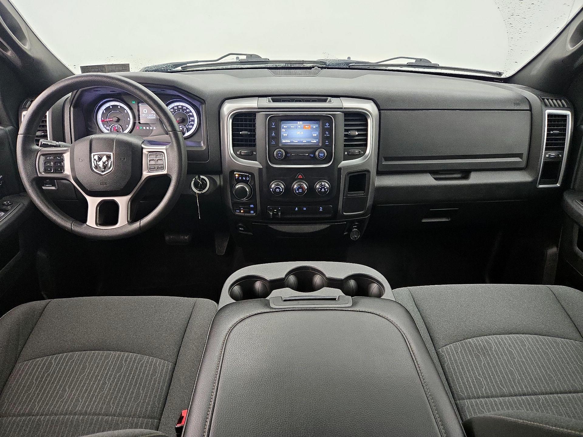 Thumbnail: 2021 RAM 1500 Classic - 9