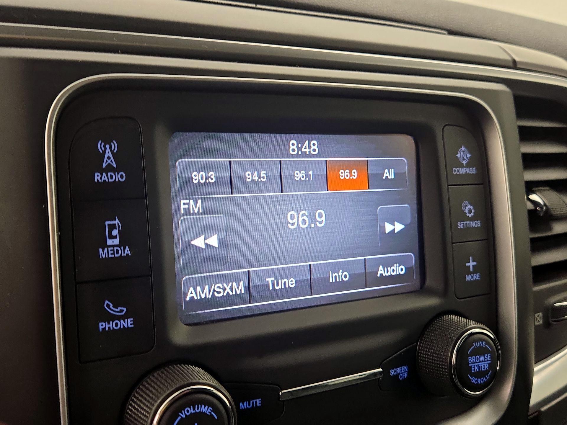 Thumbnail: 2021 RAM 1500 Classic - 15