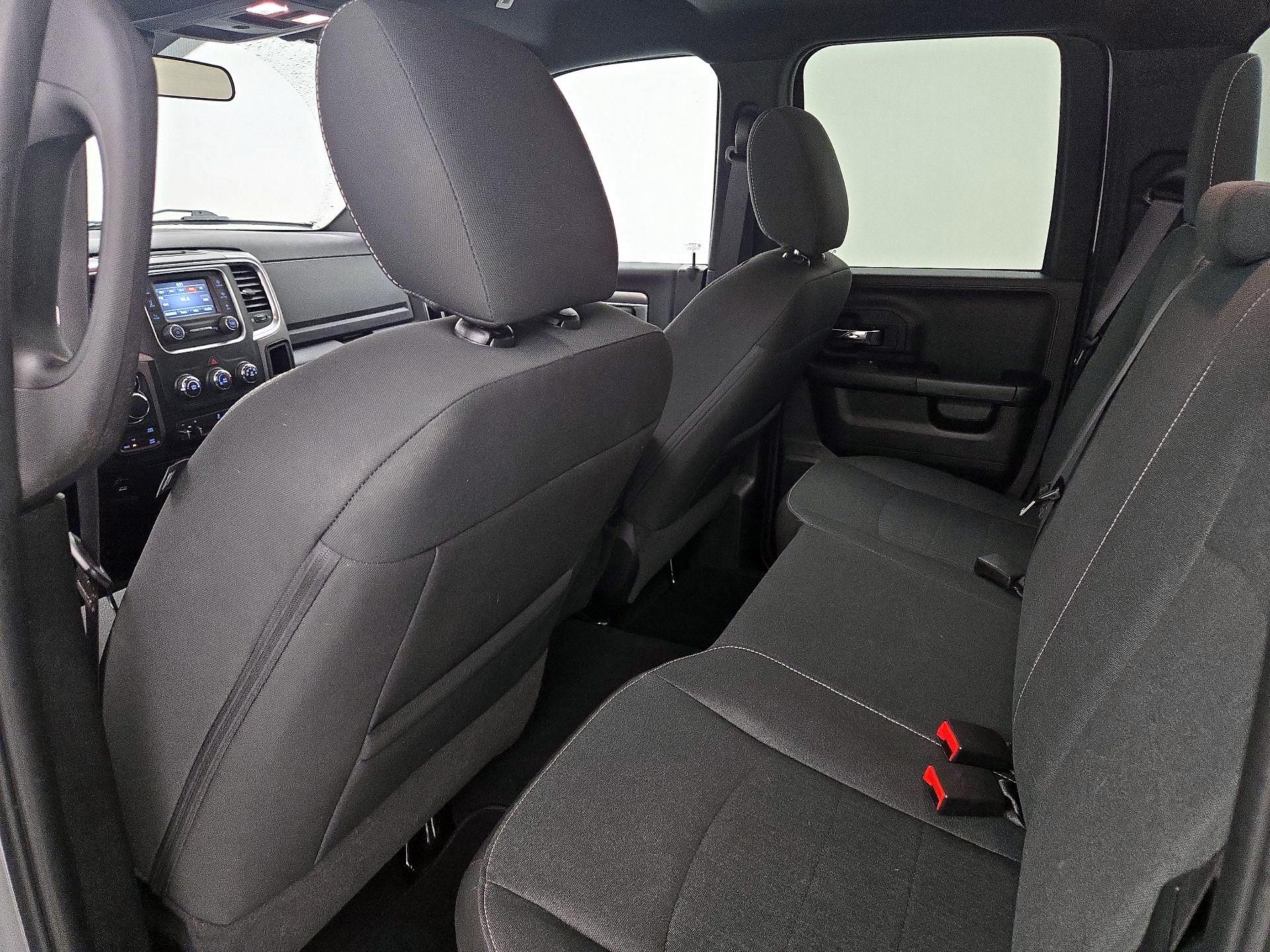 Thumbnail: 2021 RAM 1500 Classic - 19