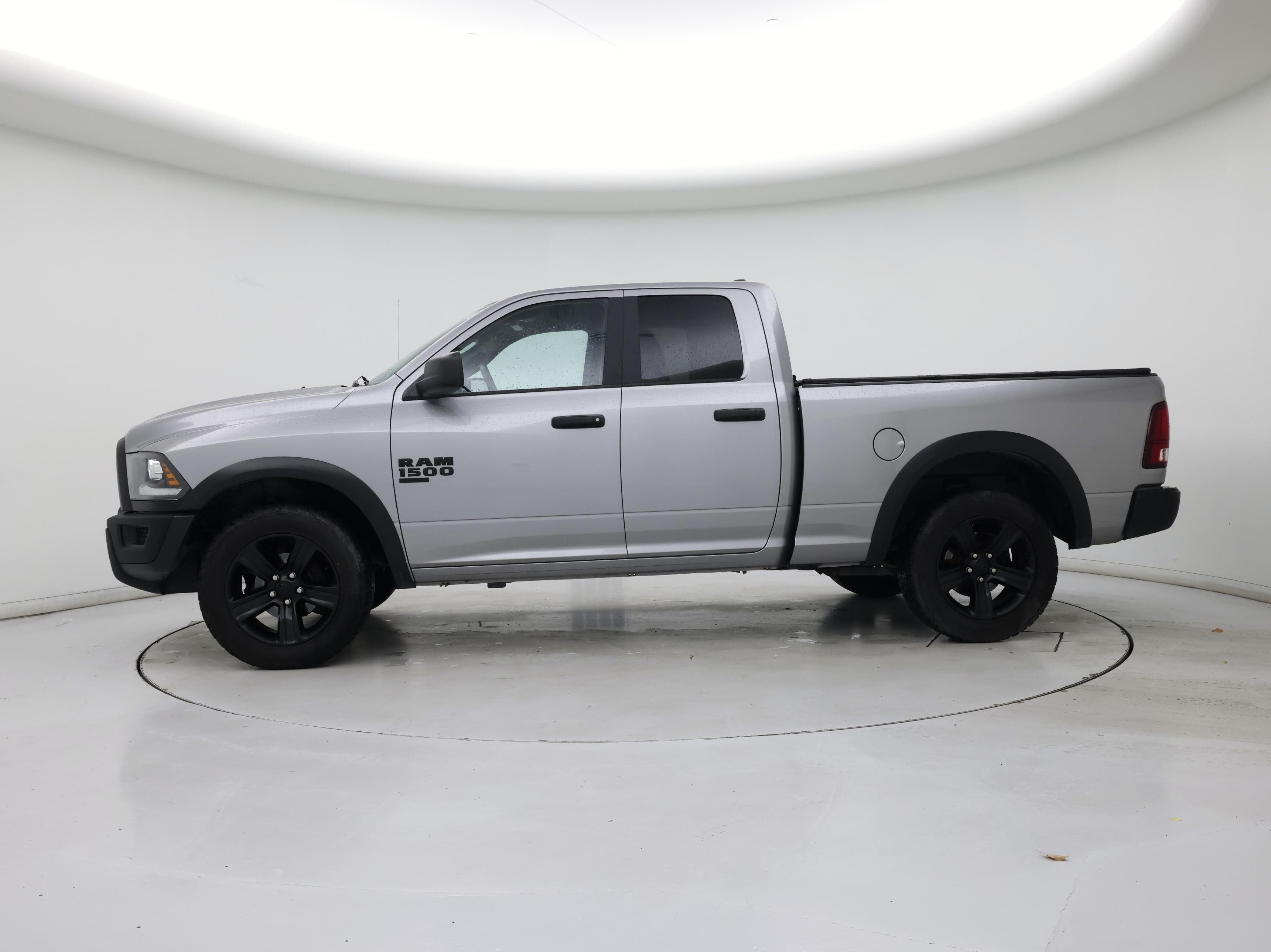 Thumbnail: 2021 RAM 1500 Classic - 3