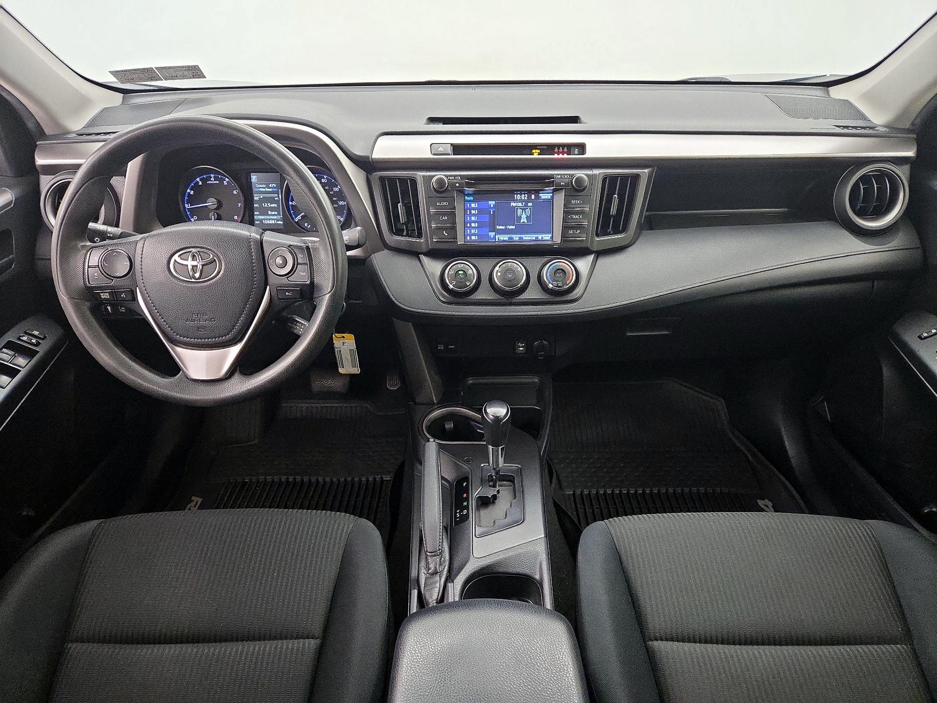 Thumbnail: 2017 Toyota RAV4 - 9