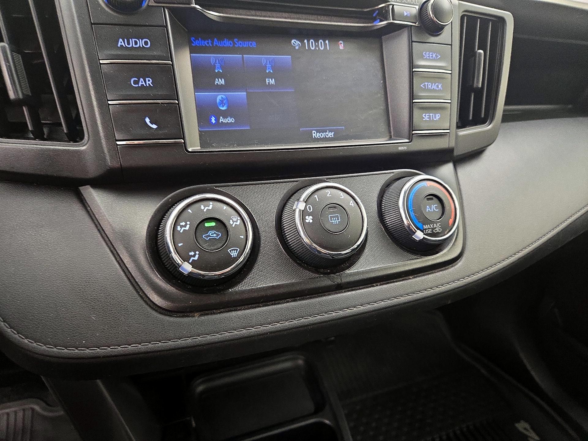 Thumbnail: 2017 Toyota RAV4 - 16