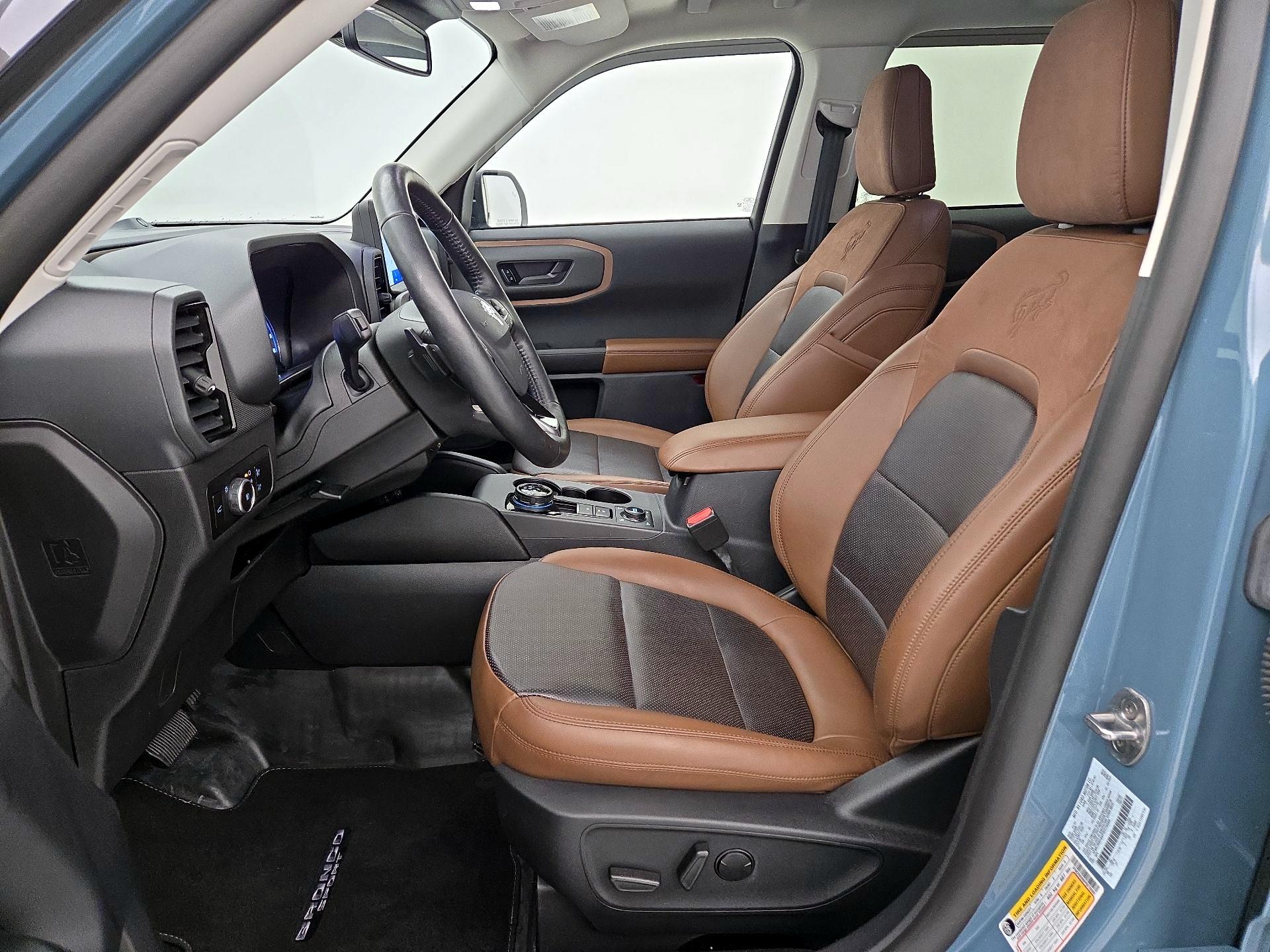 Thumbnail: 2023 Ford Bronco Sport - 11