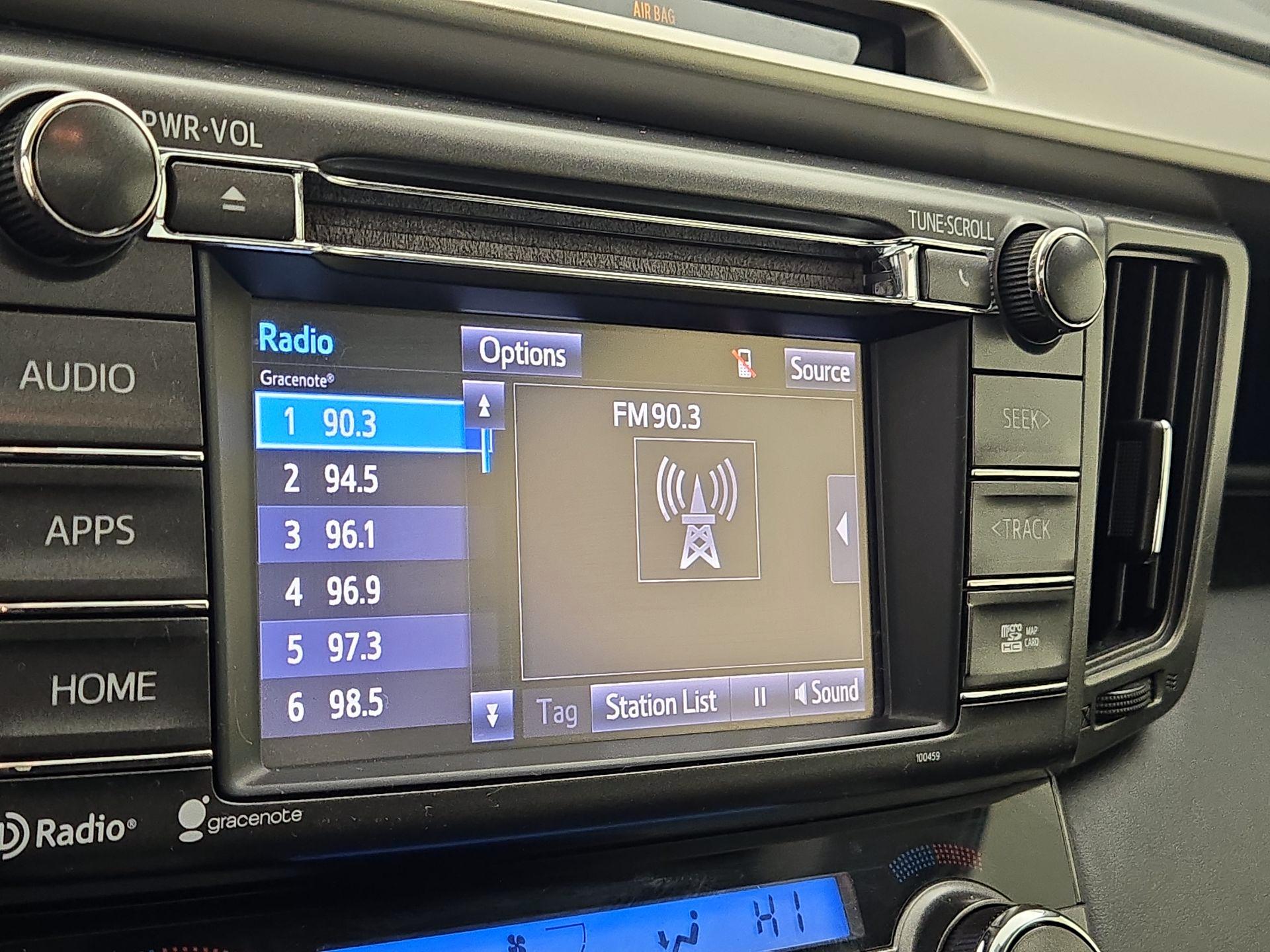 Thumbnail: 2015 Toyota RAV4 - 15