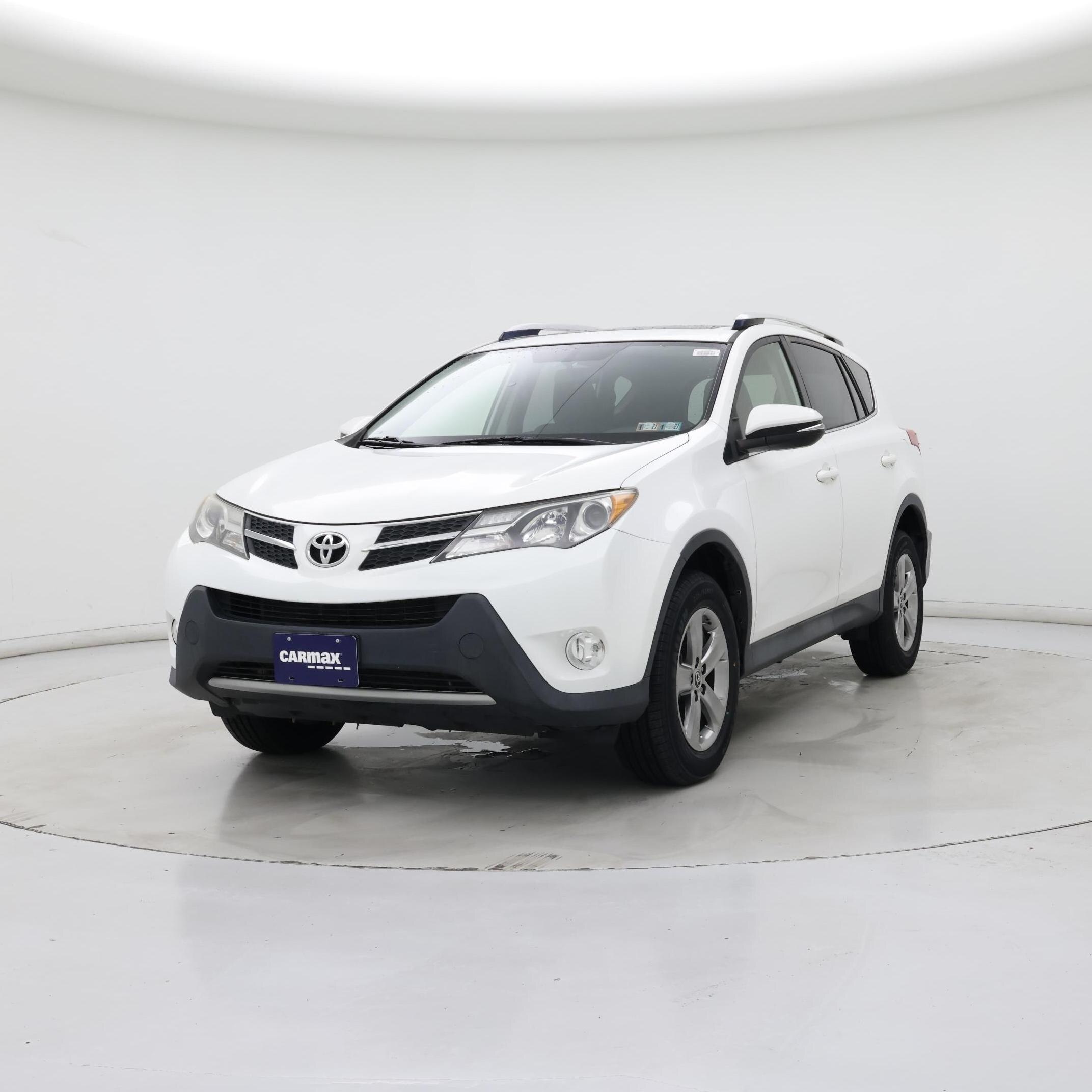 Thumbnail: 2015 Toyota RAV4 - 4