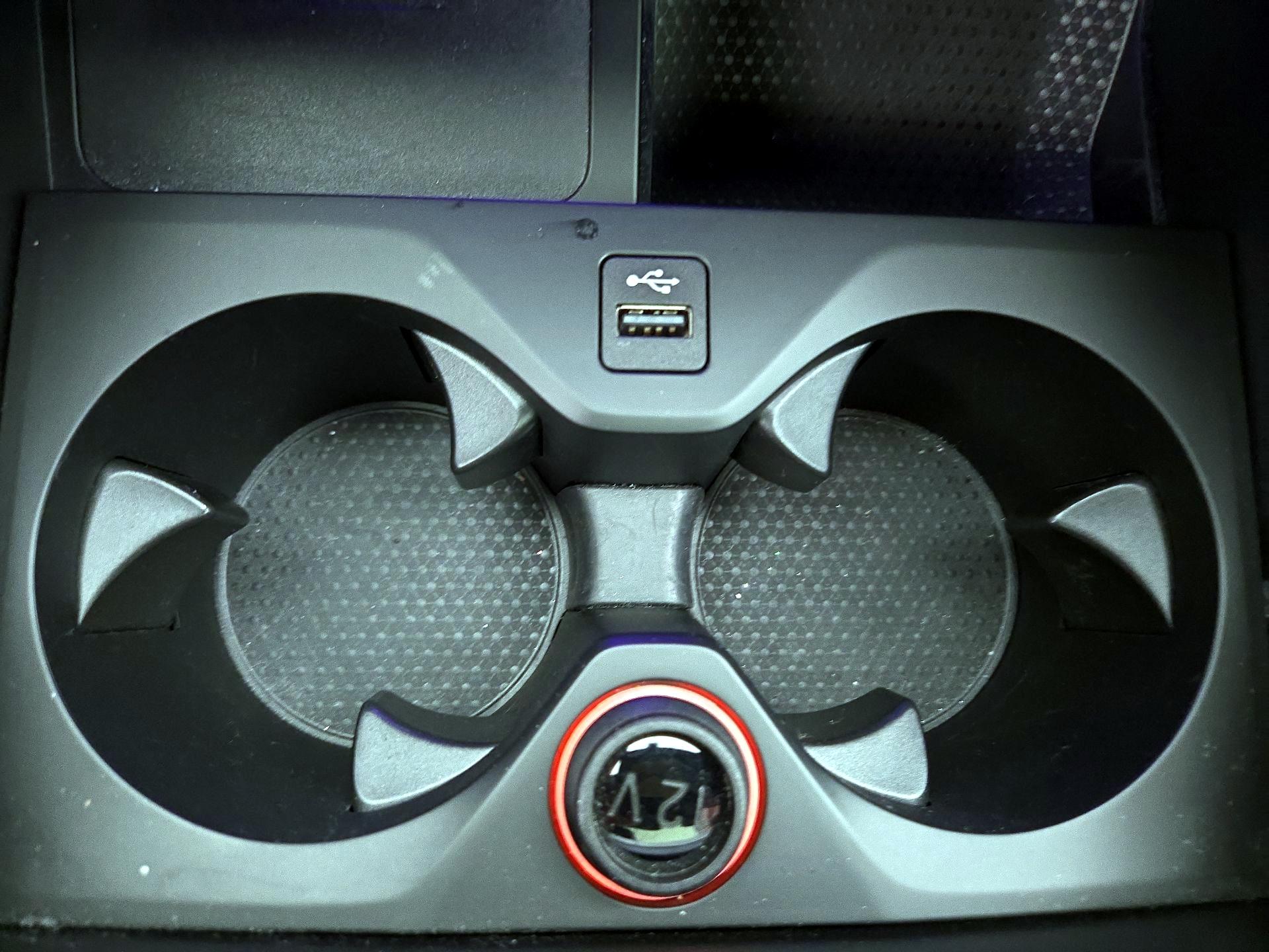 Thumbnail: 2023 BMW X6 - 19