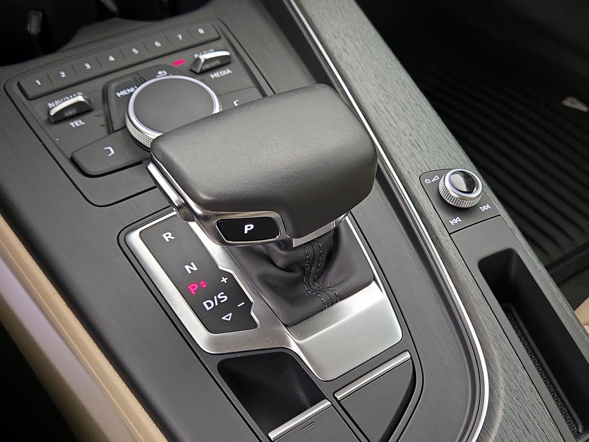 Thumbnail: 2018 Audi A4 - 17