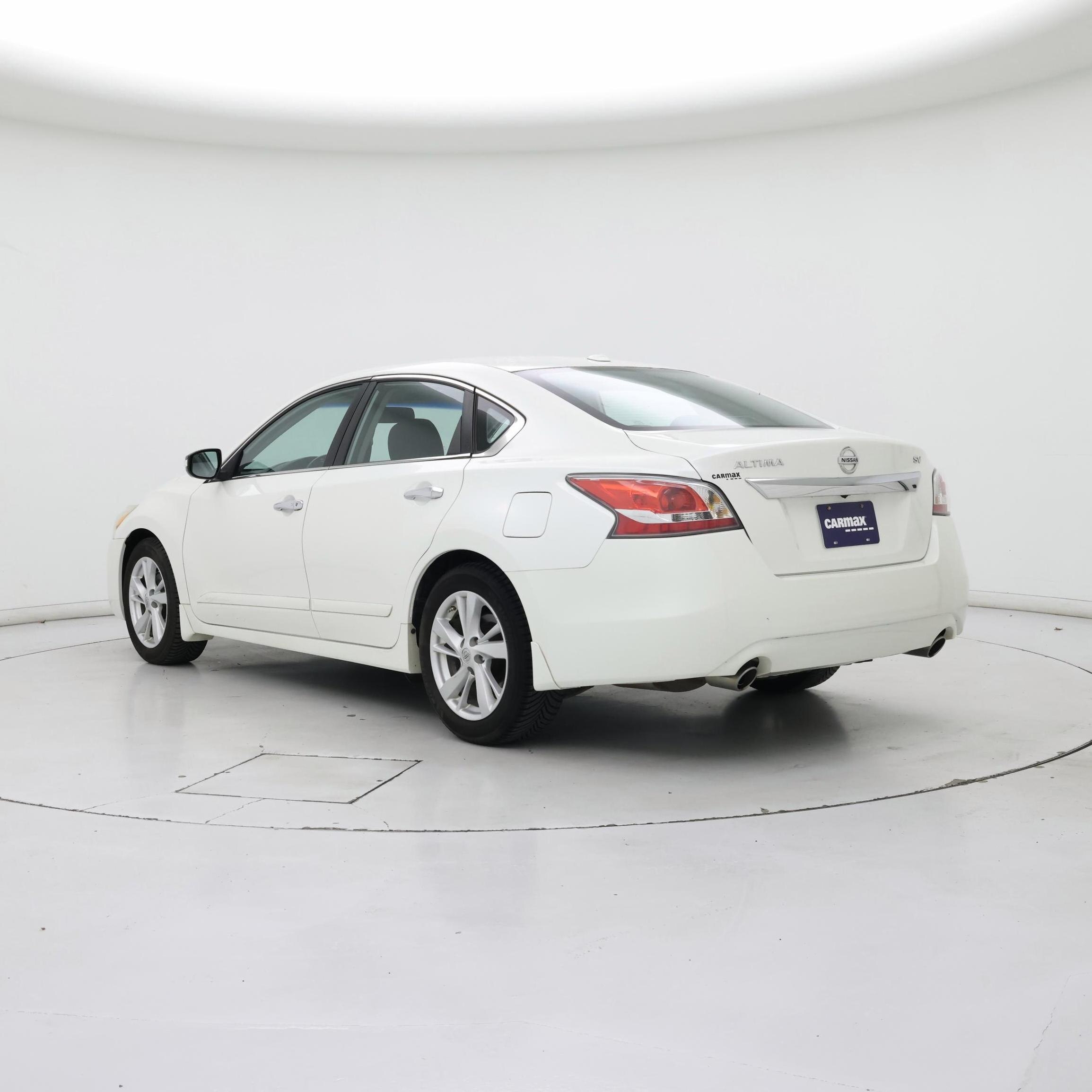 Thumbnail: 2015 Nissan Altima - 2