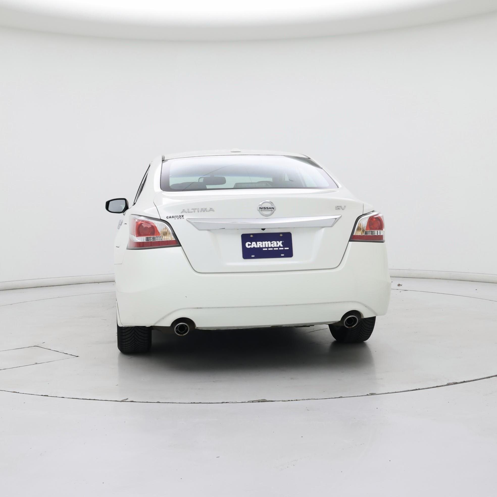 Thumbnail: 2015 Nissan Altima - 6