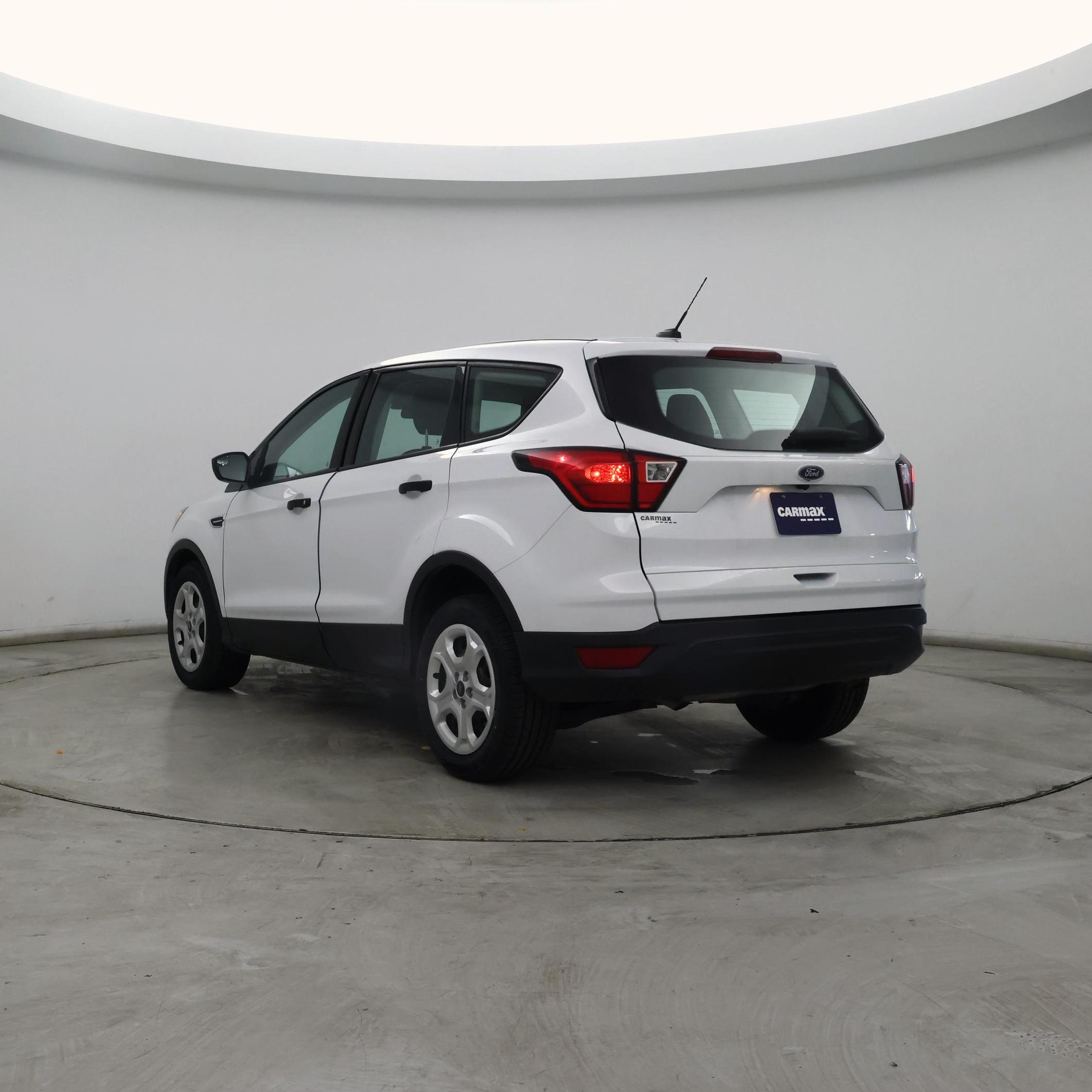 Thumbnail: 2019 Ford Escape - 2