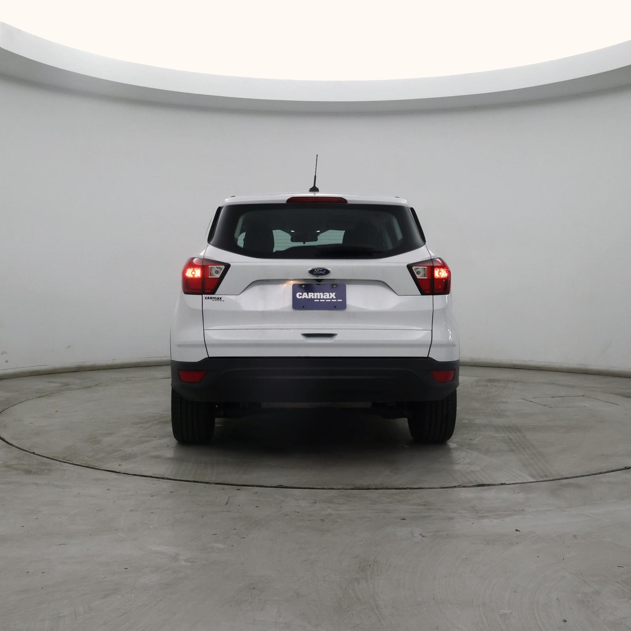 Thumbnail: 2019 Ford Escape - 6