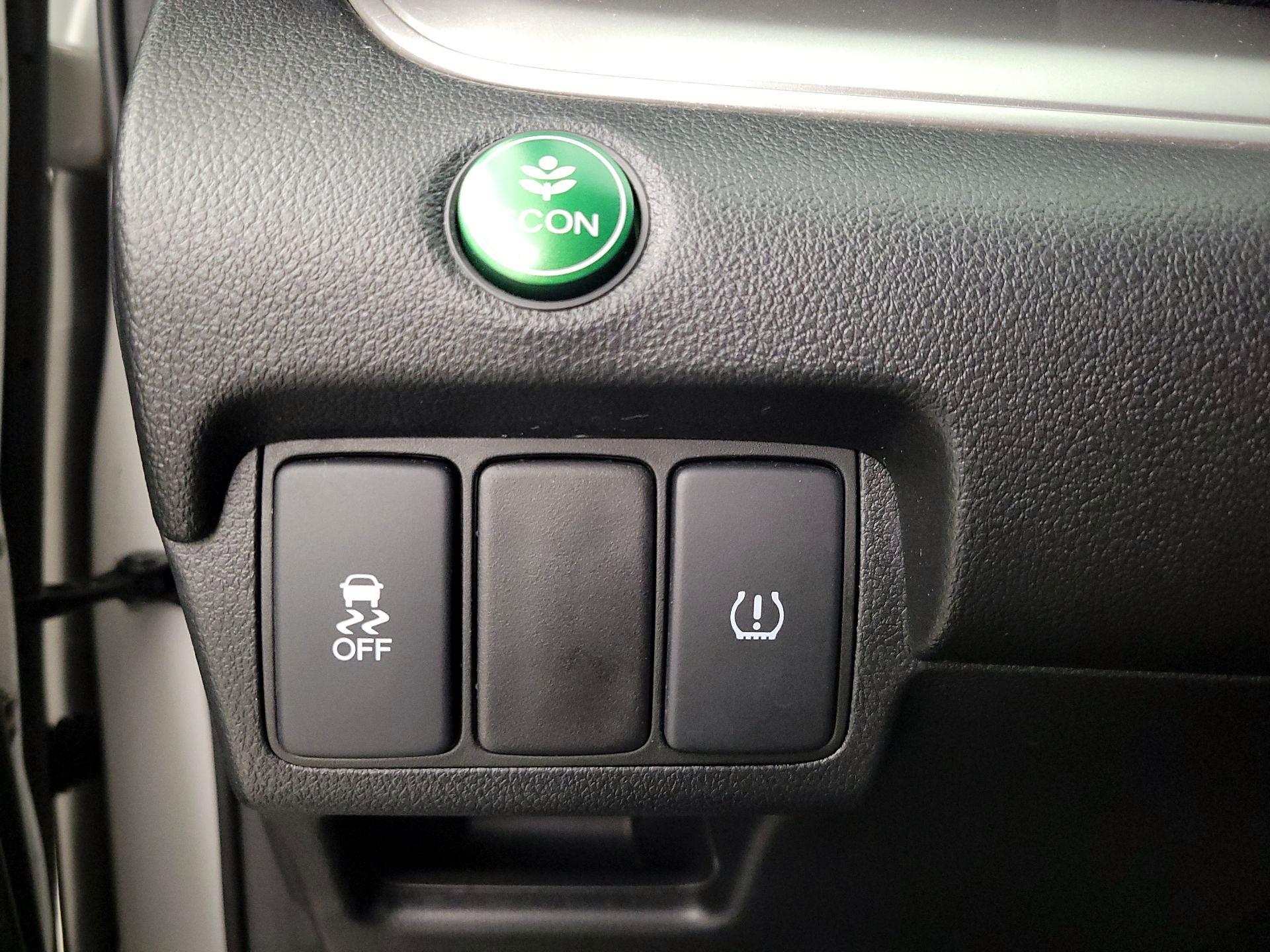 Thumbnail: 2016 Honda CR-V - 13