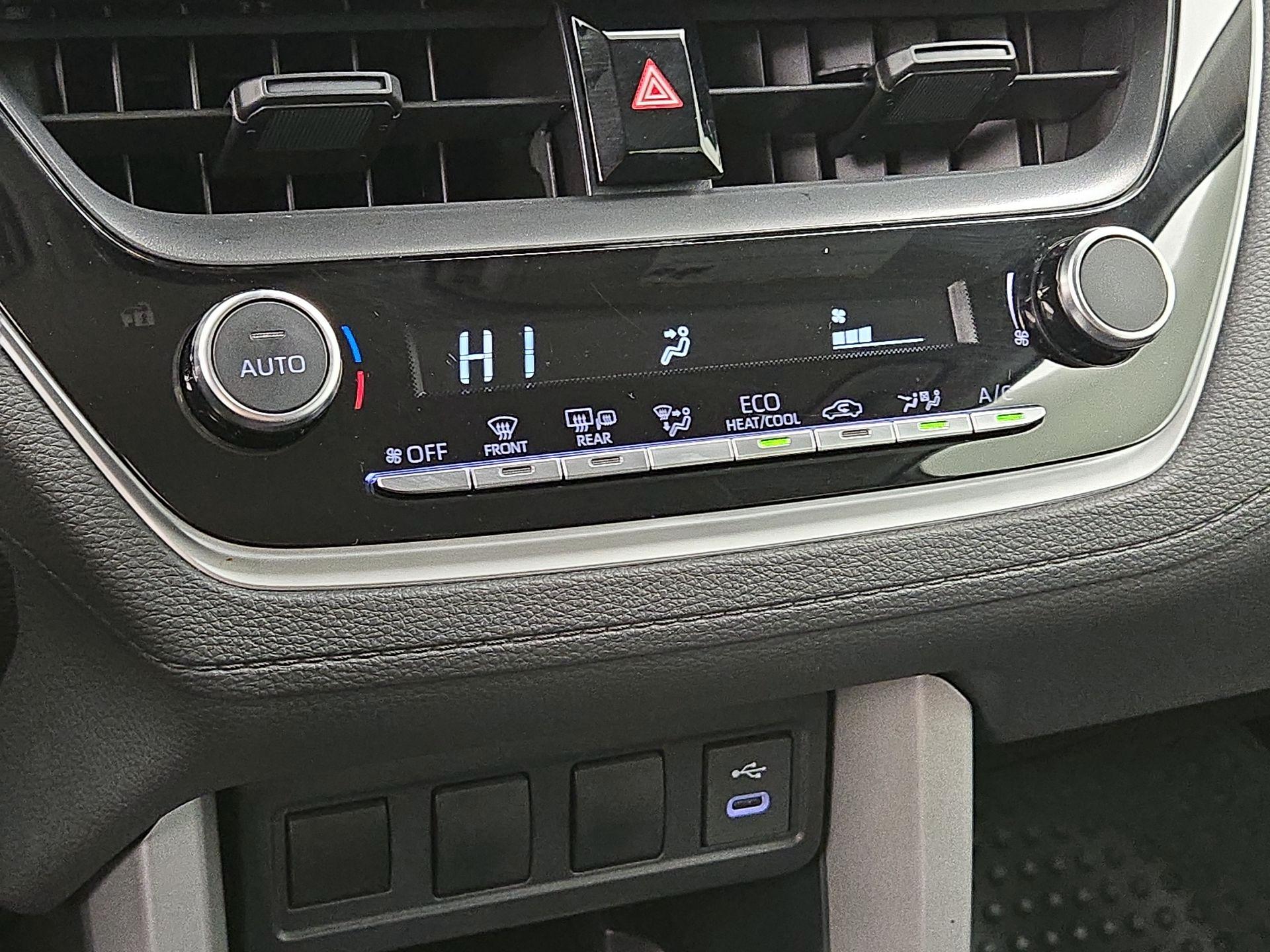 Thumbnail: 2024 Toyota Corolla Cross - 16