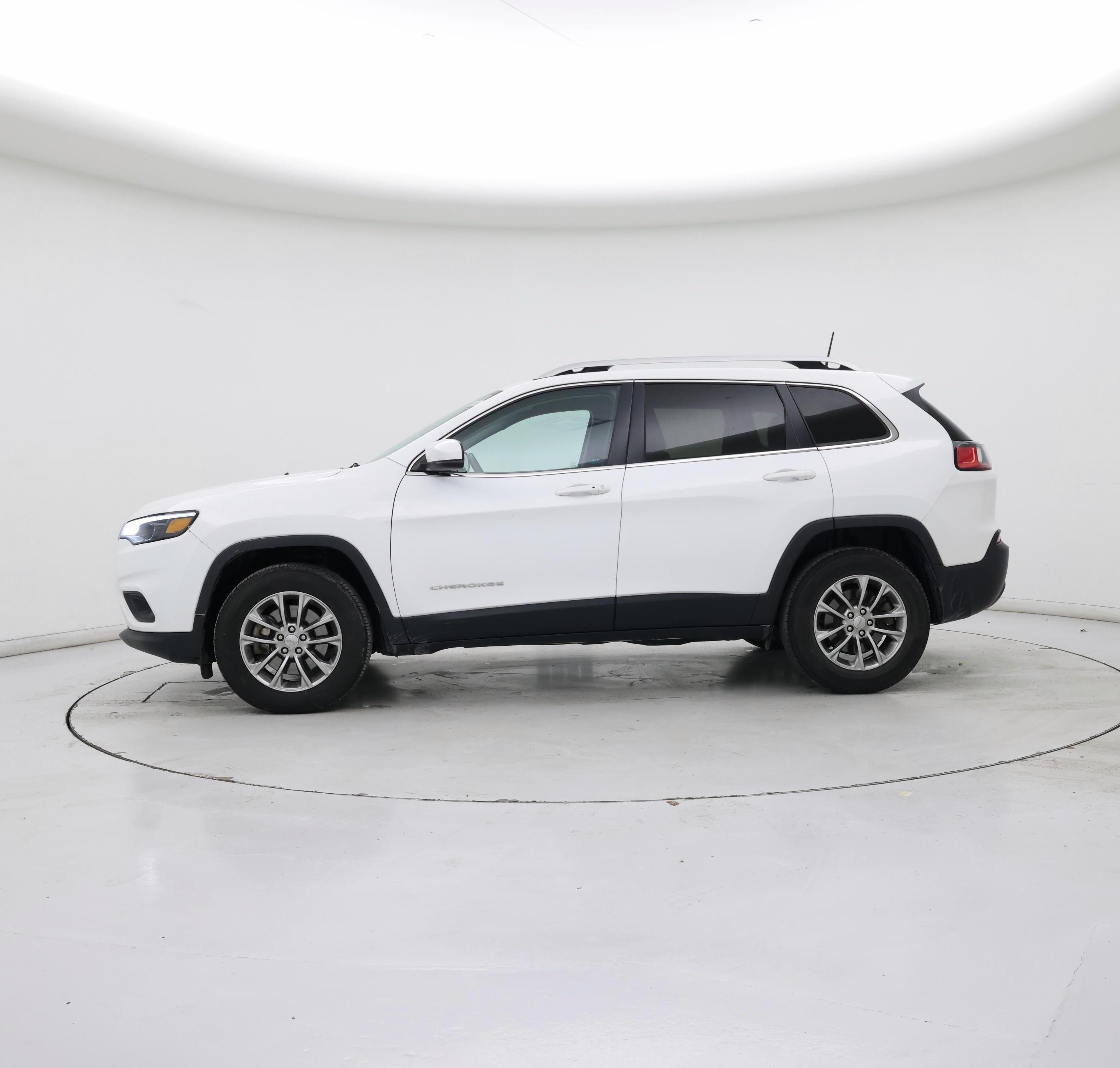 Thumbnail: 2020 Jeep Cherokee - 3