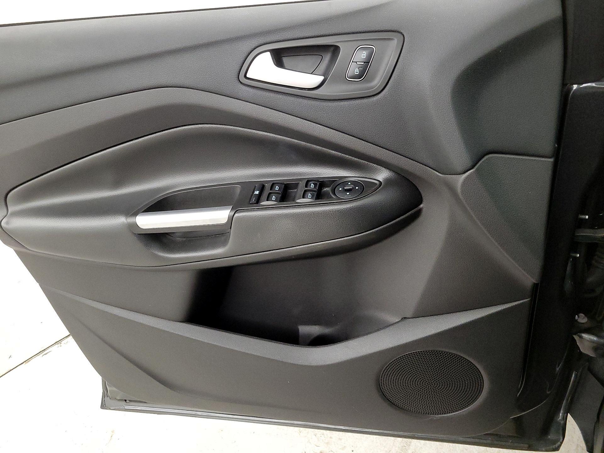 Thumbnail: 2018 Ford Escape - 12