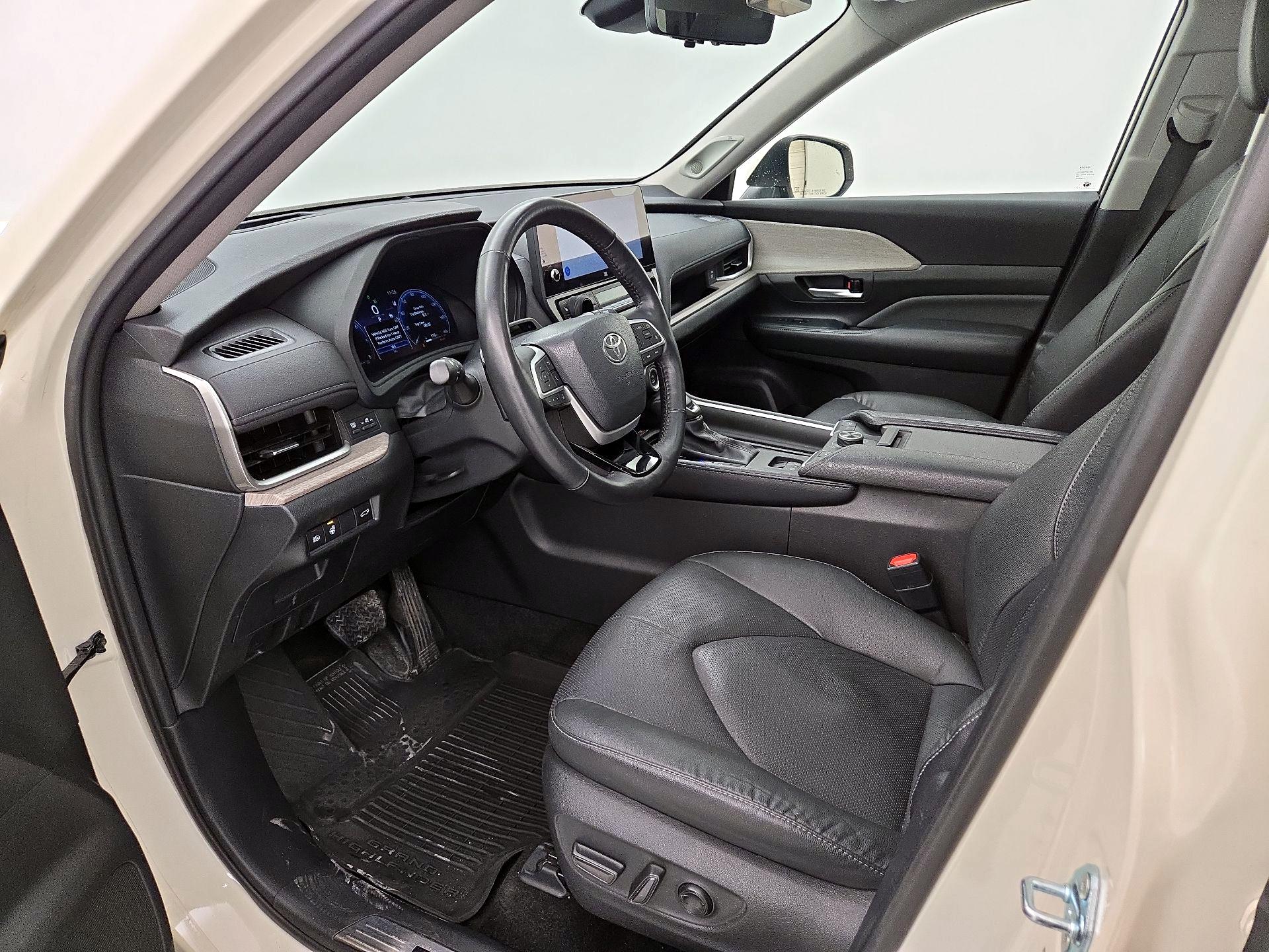 Thumbnail: 2024 Toyota Grand Highlander - 11