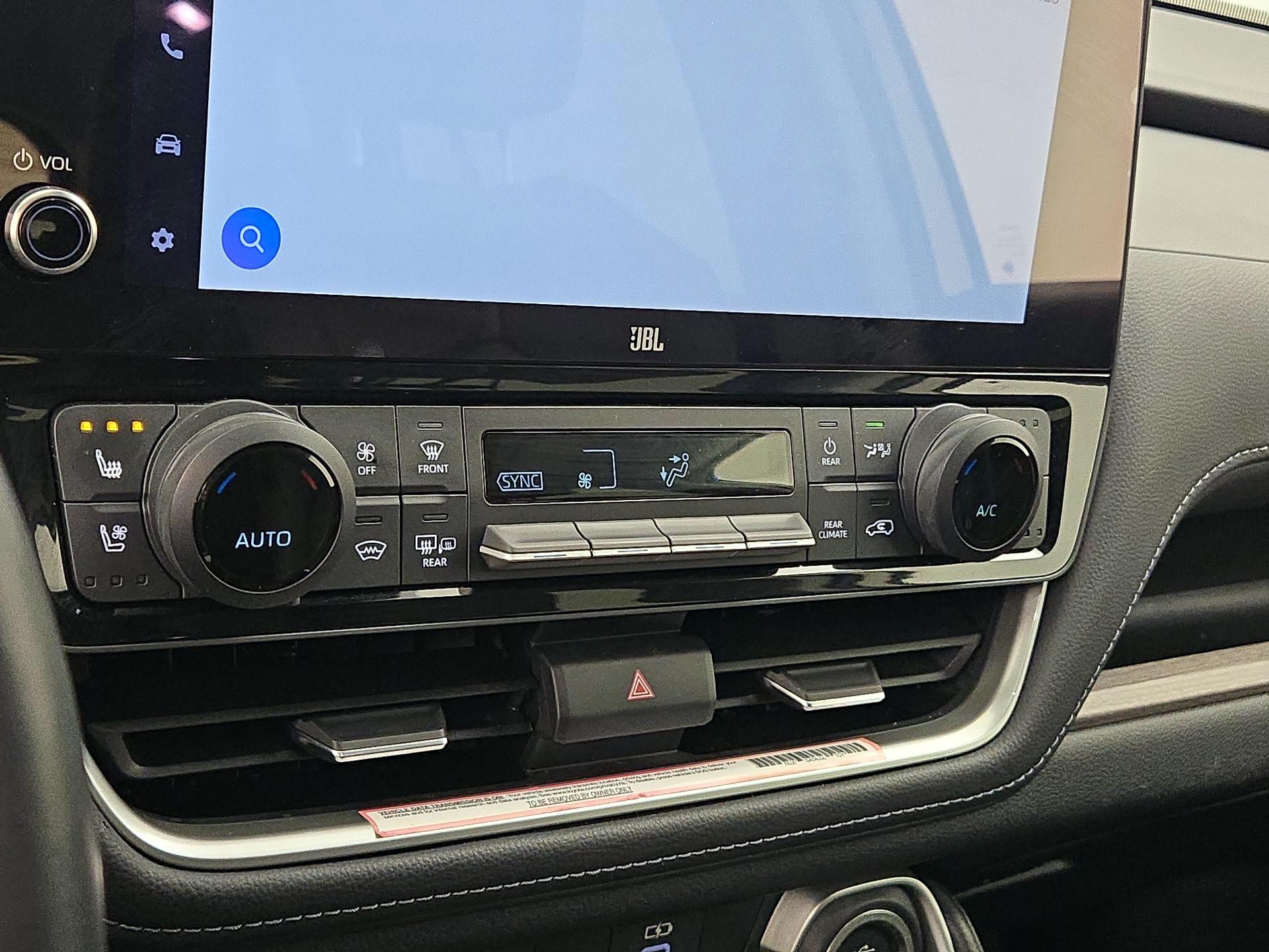 Thumbnail: 2024 Toyota Grand Highlander - 16