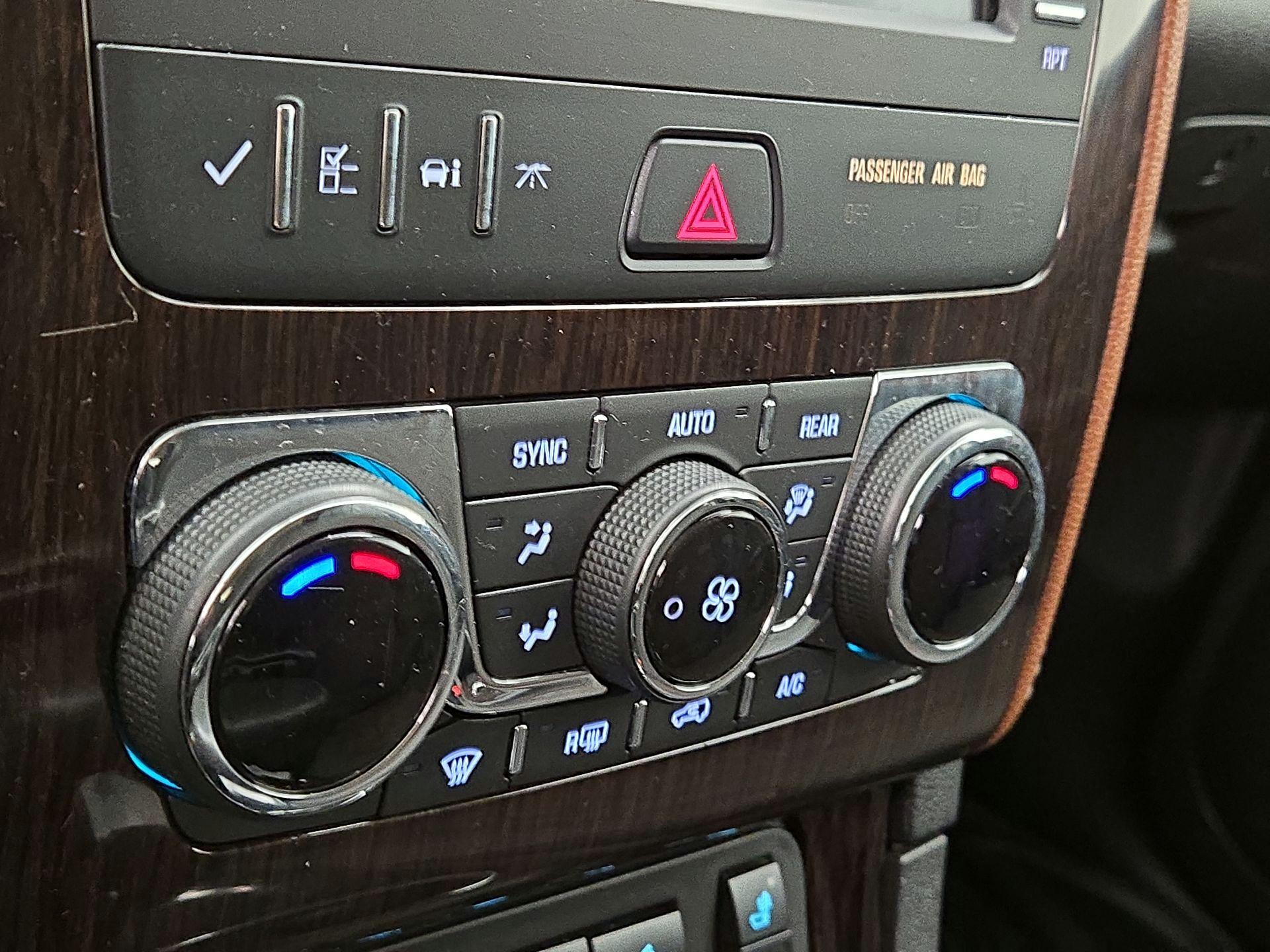 Thumbnail: 2017 Chevrolet Traverse - 16