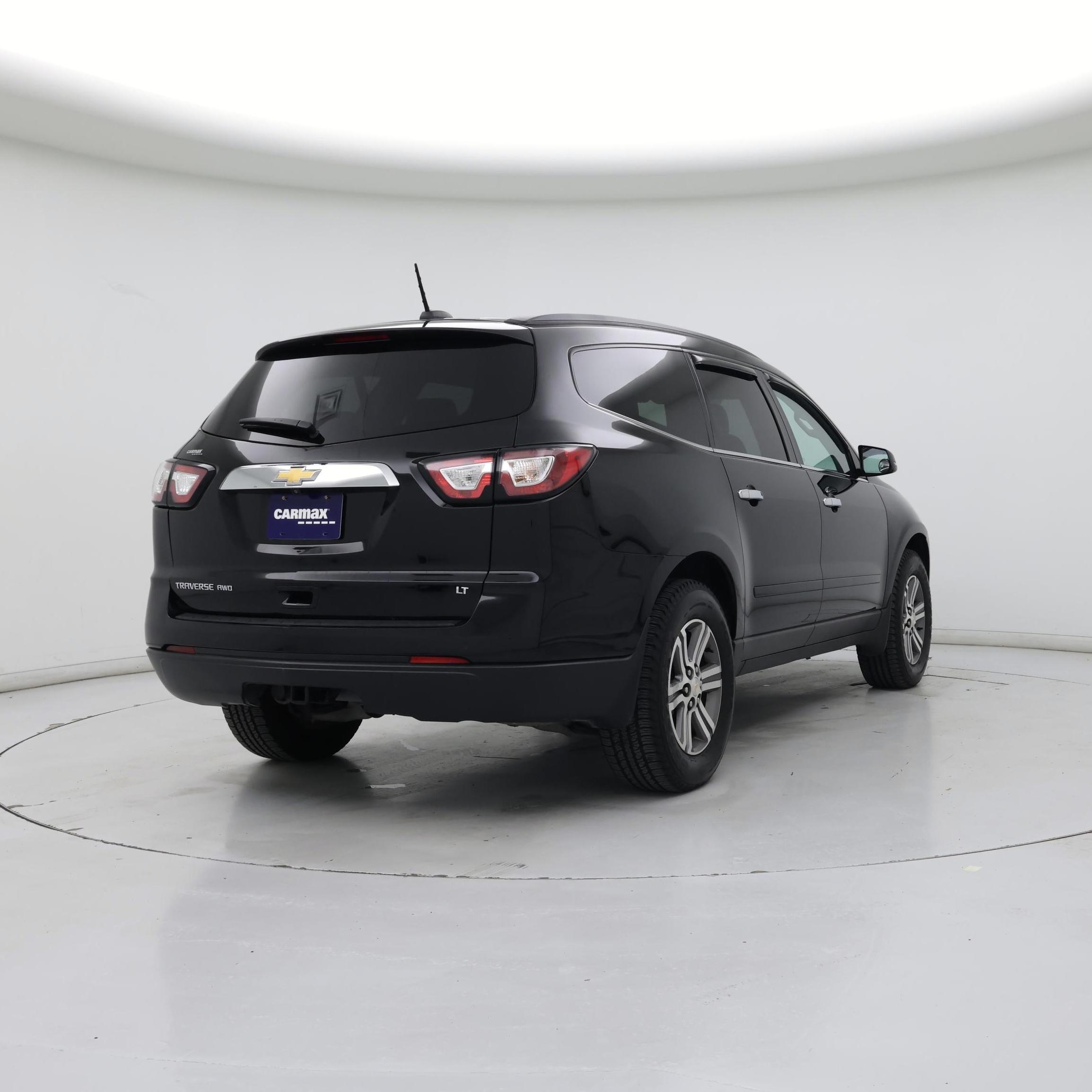 Thumbnail: 2017 Chevrolet Traverse - 8