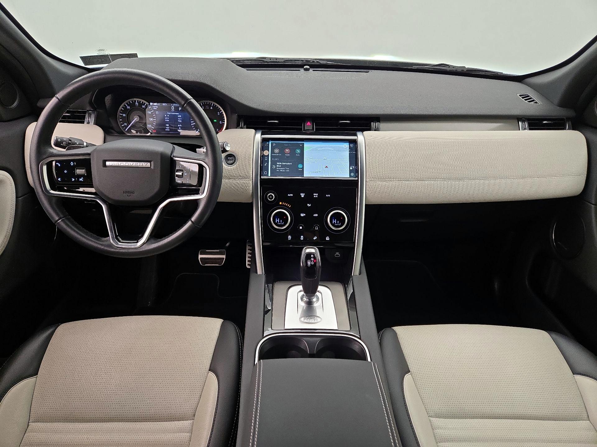 Thumbnail: 2023 Land Rover Discovery Sport - 9