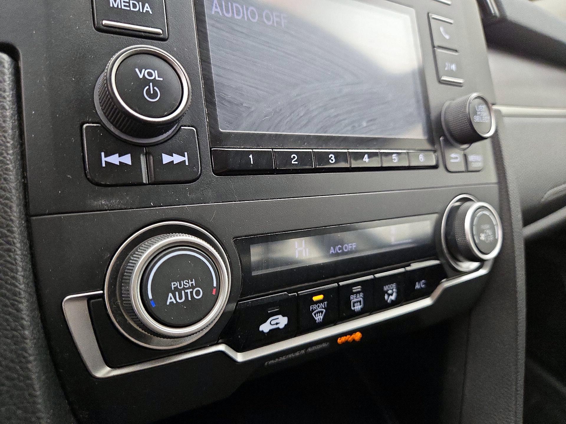 Thumbnail: 2016 Honda Civic - 16